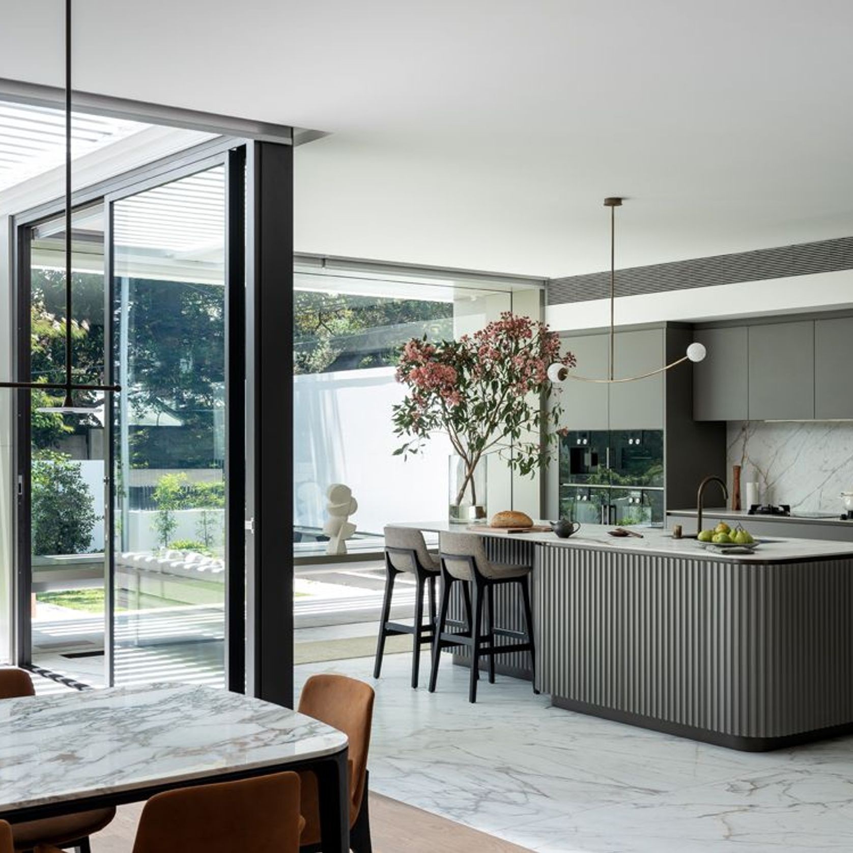 Grande Max Marble Light - 6mm and 12mm Porcelain Slabs gallery detail image
