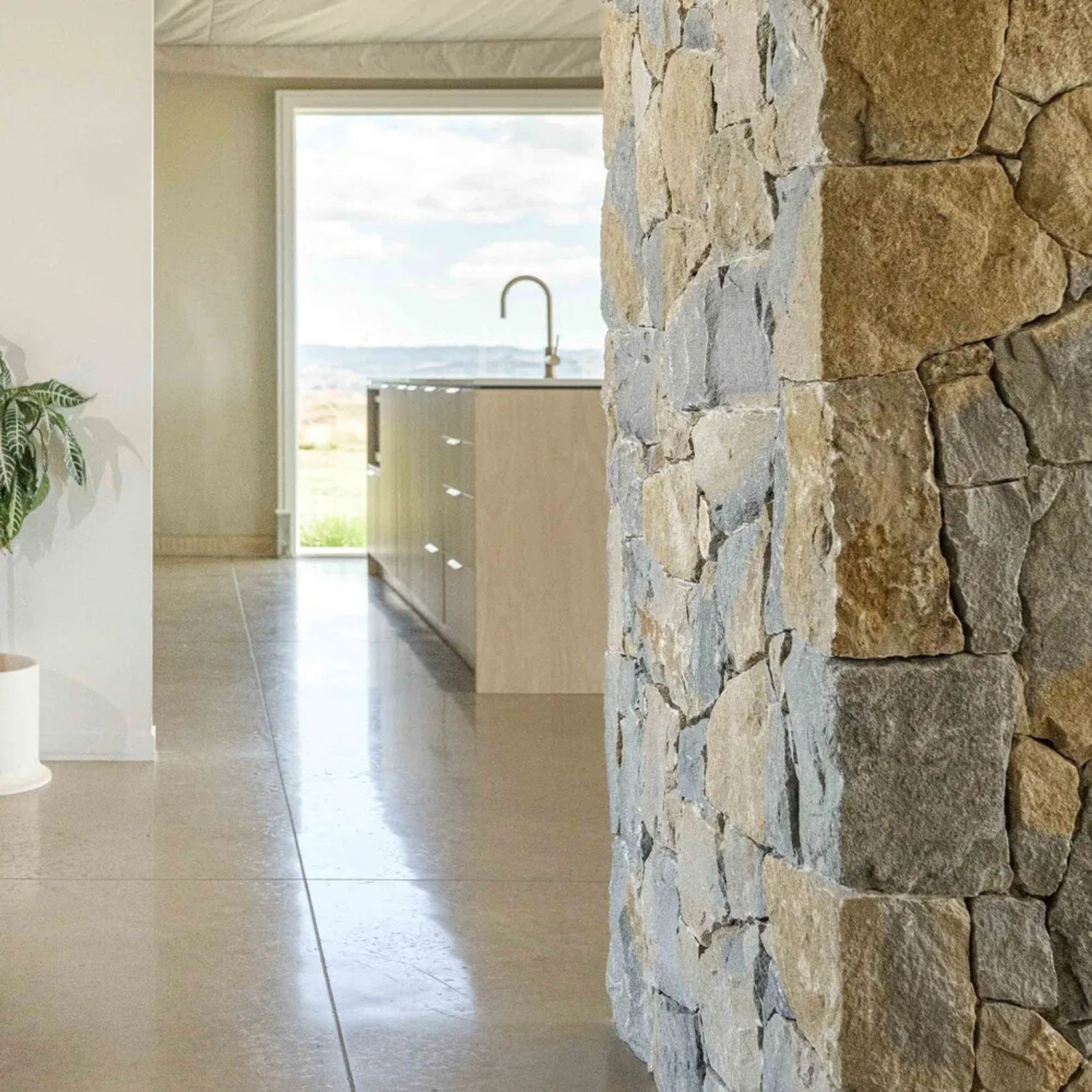 Te Kuiti Two-tone Limestone Cladding gallery detail image