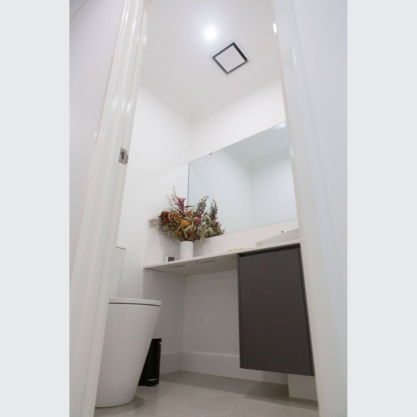 Silent Exhaust Fan - BRW652 gallery detail image