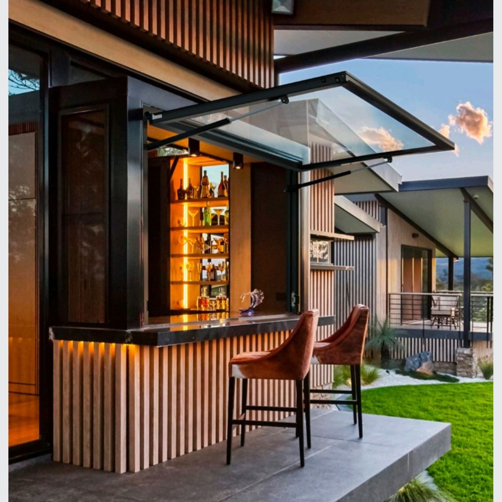 Automated Strut Servery Window gallery detail image