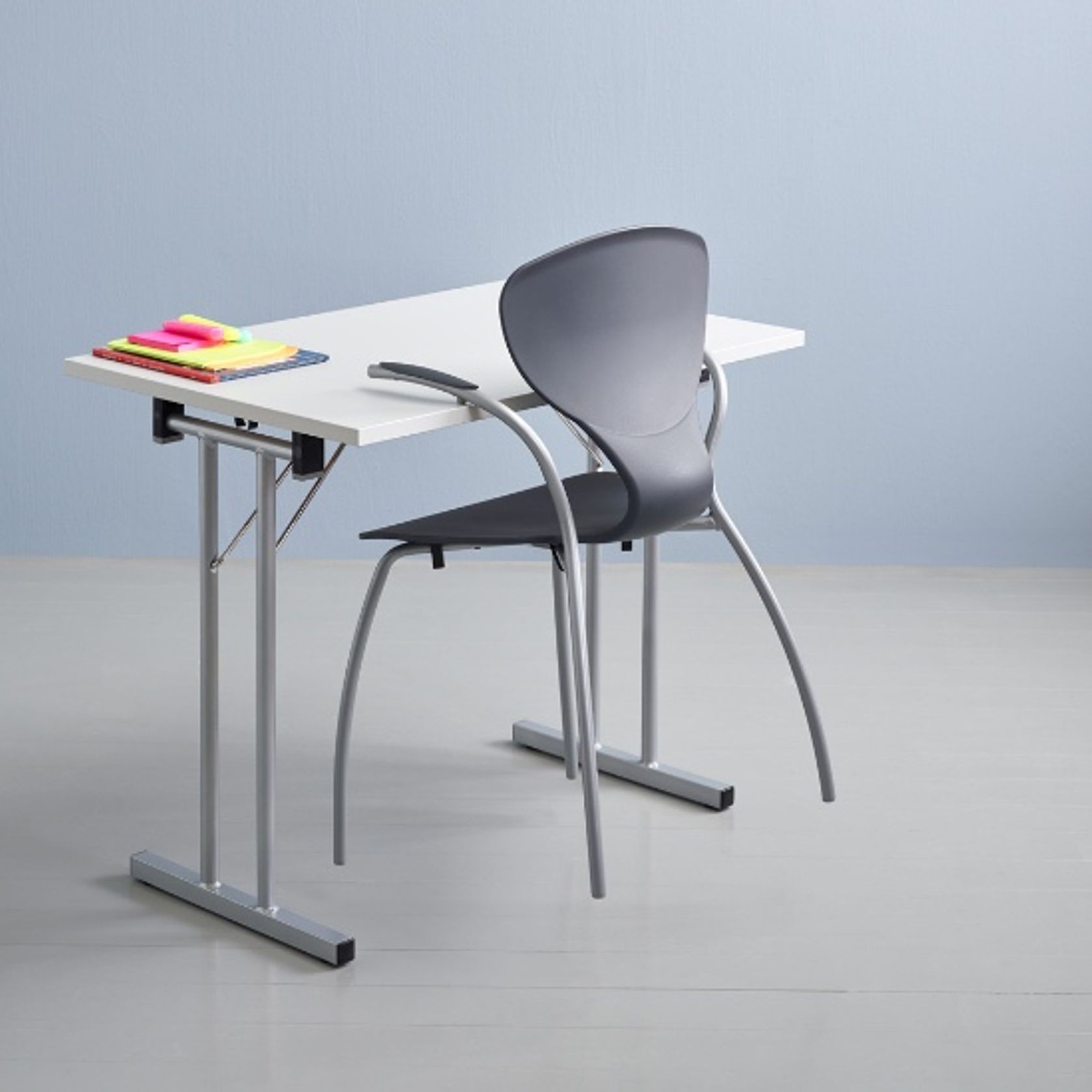 RBM Standard Folding Table 4688 gallery detail image