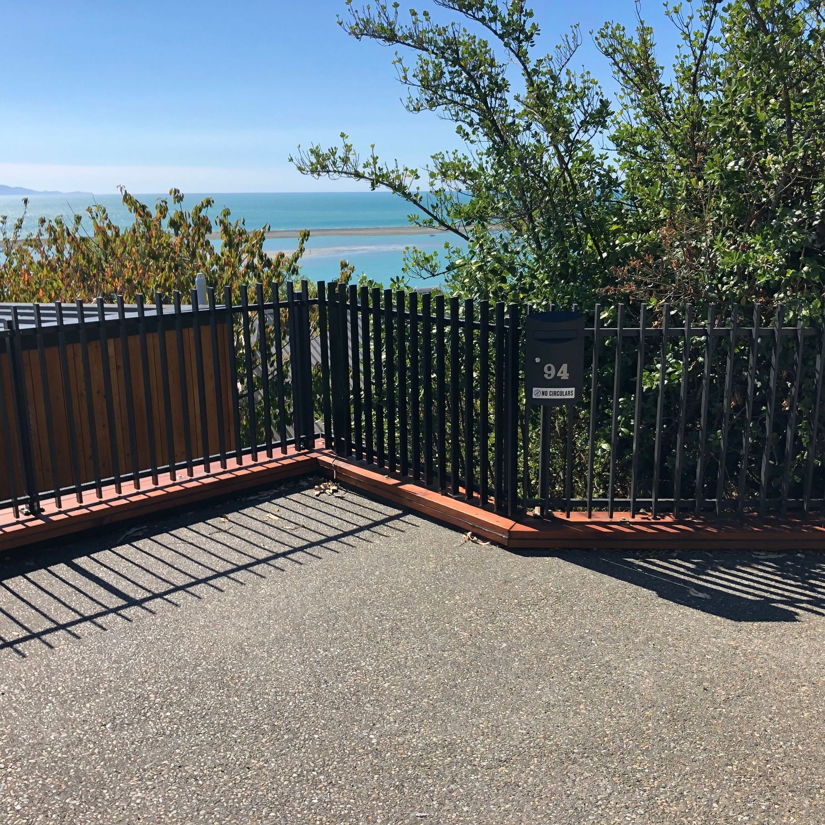 Stecca® Aluminium Fin Balustrade gallery detail image
