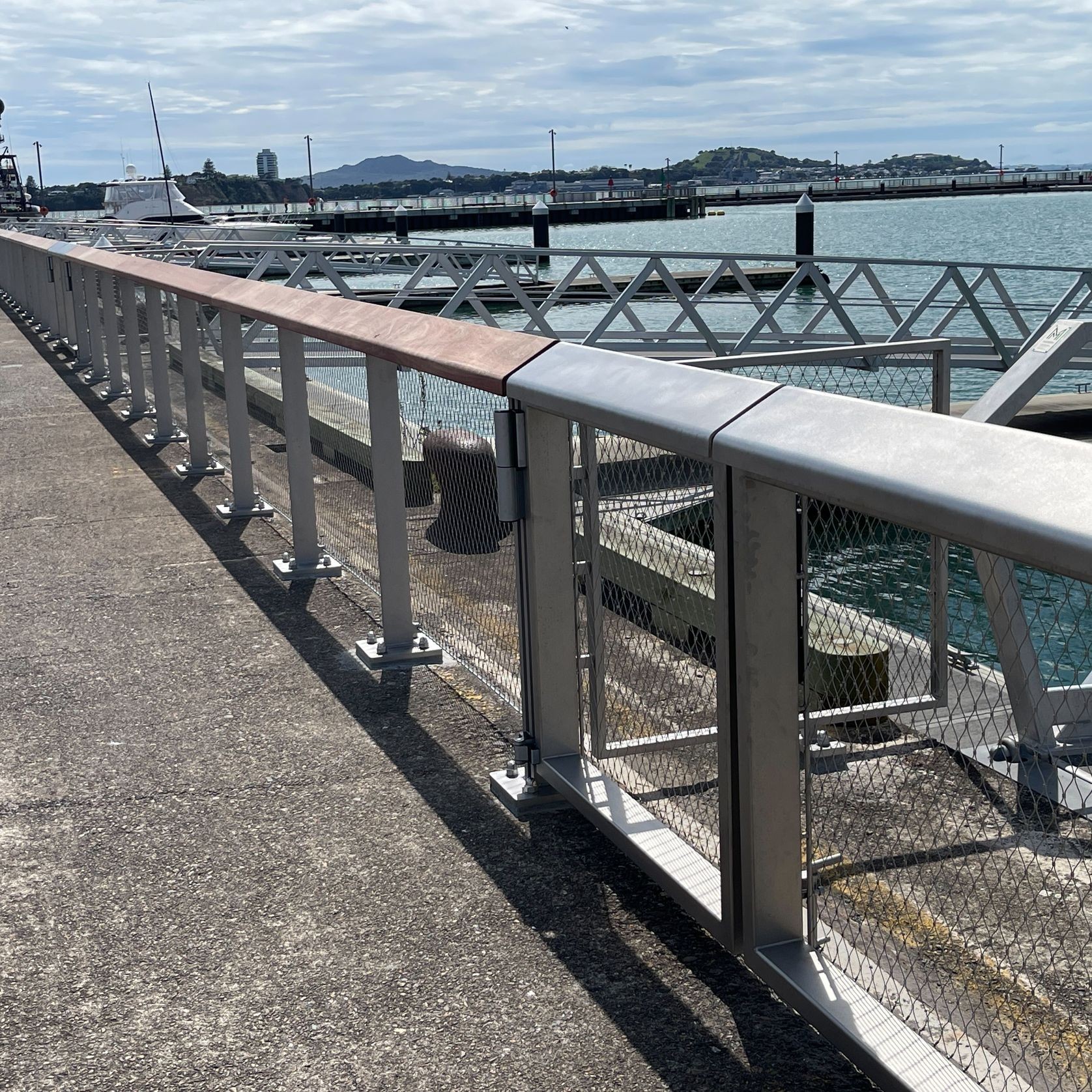 Mesh-Infill For Balustrades gallery detail image