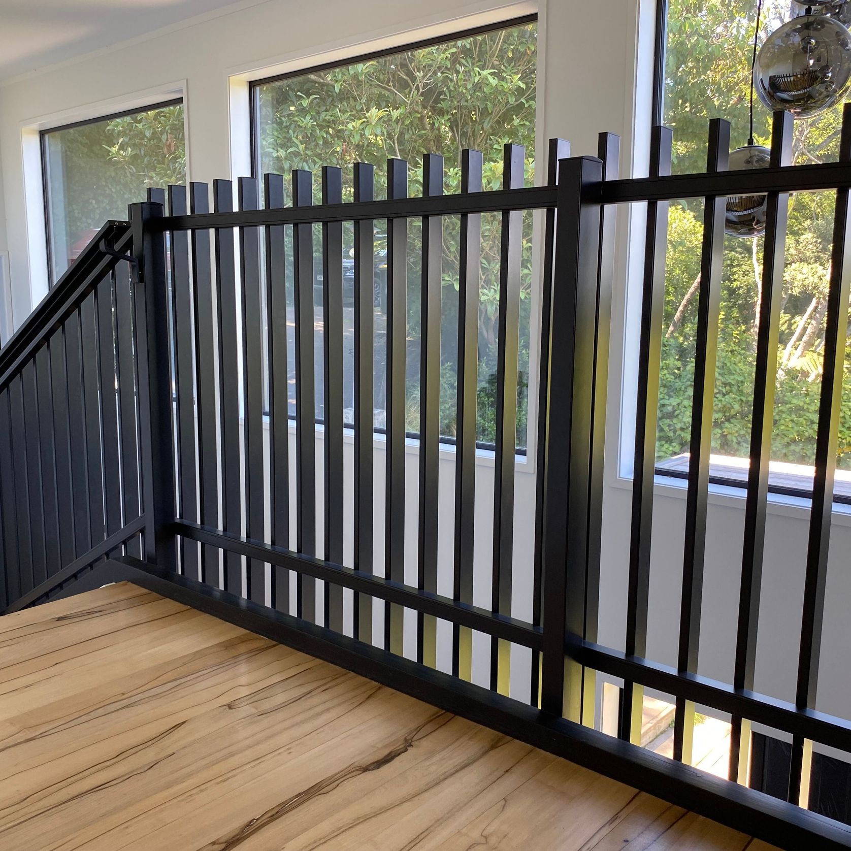 Edge® Stecca™ Aluminium Balustrade gallery detail image