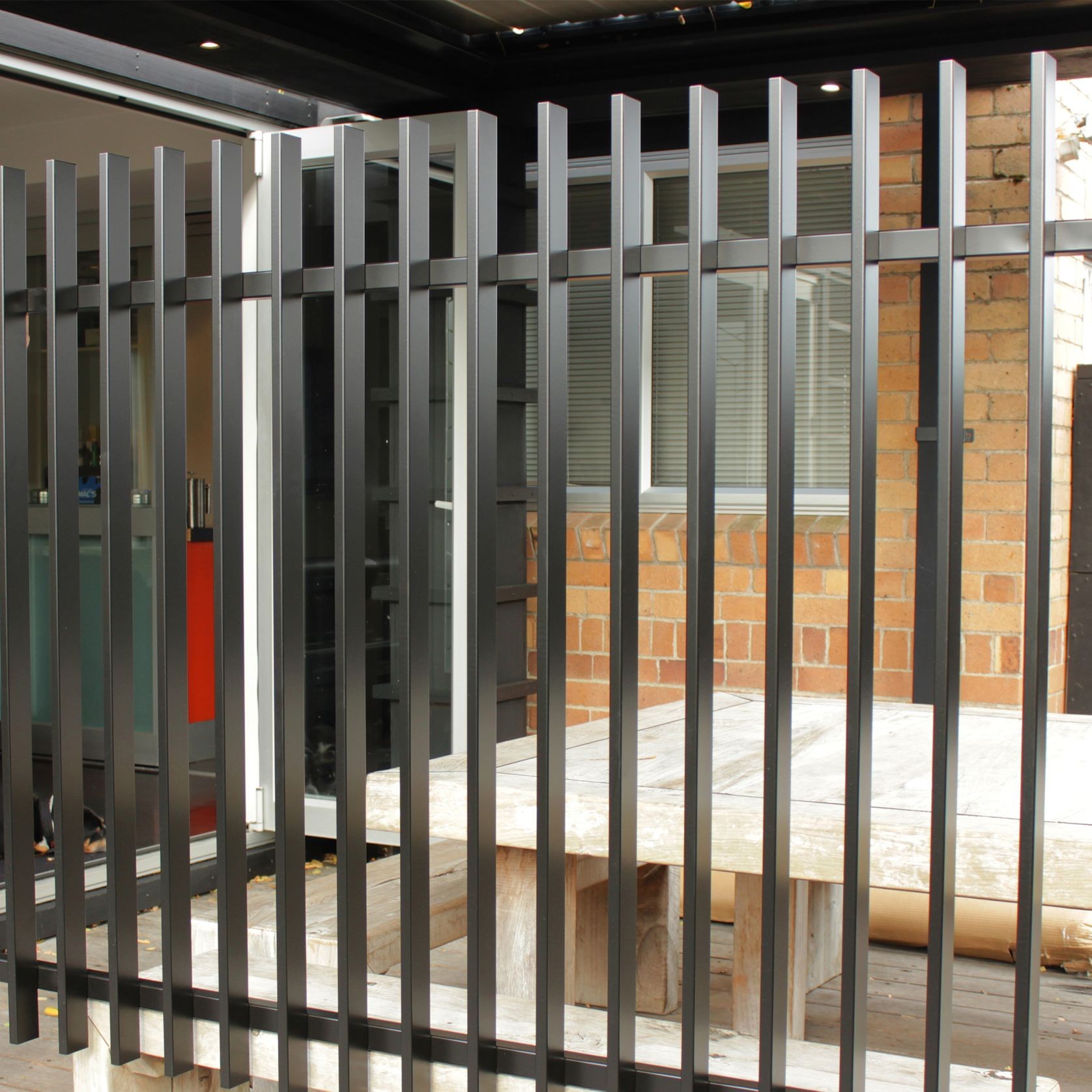 Stecca™ Aluminium Fin Balustrade gallery detail image