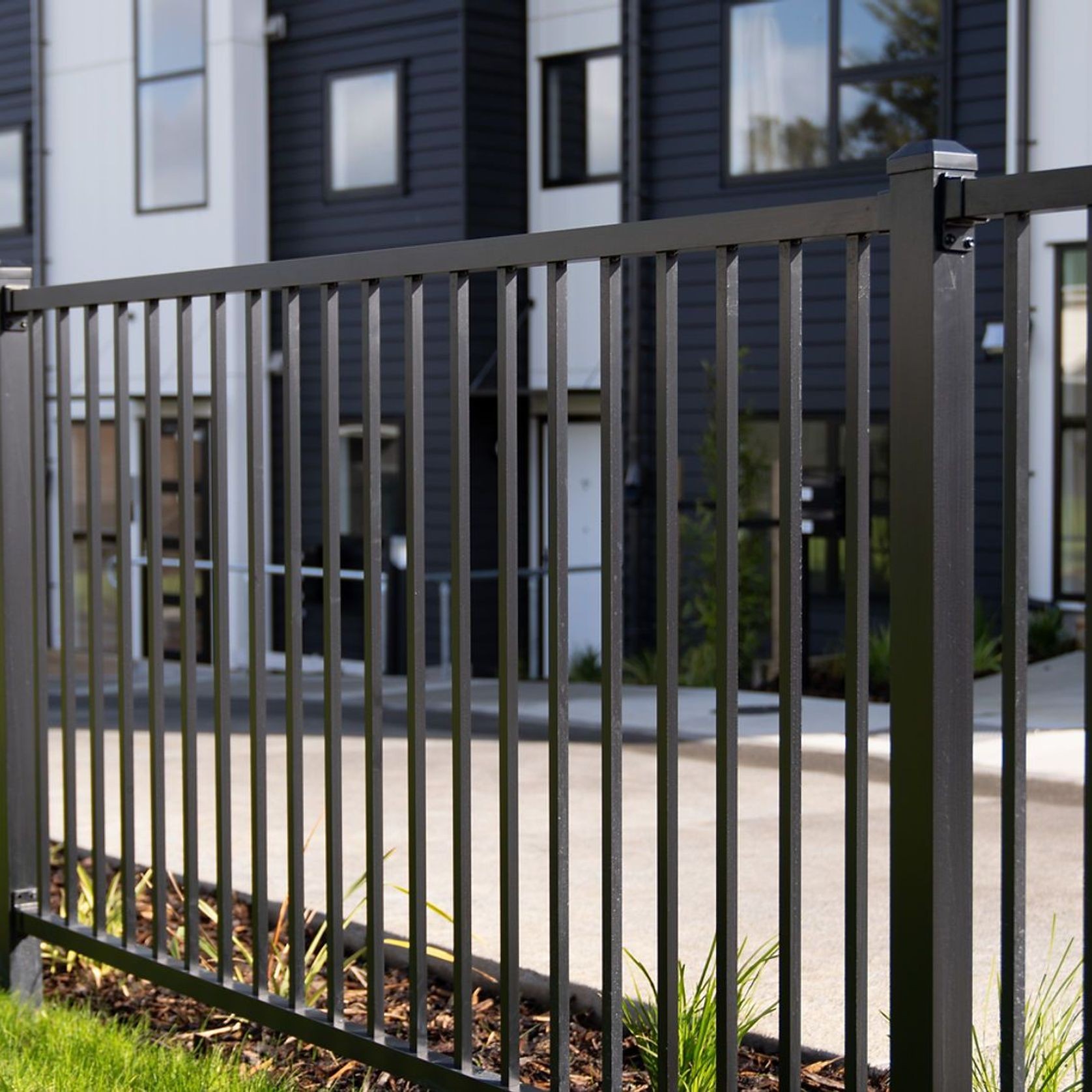 Mako Swim Fence gallery detail image