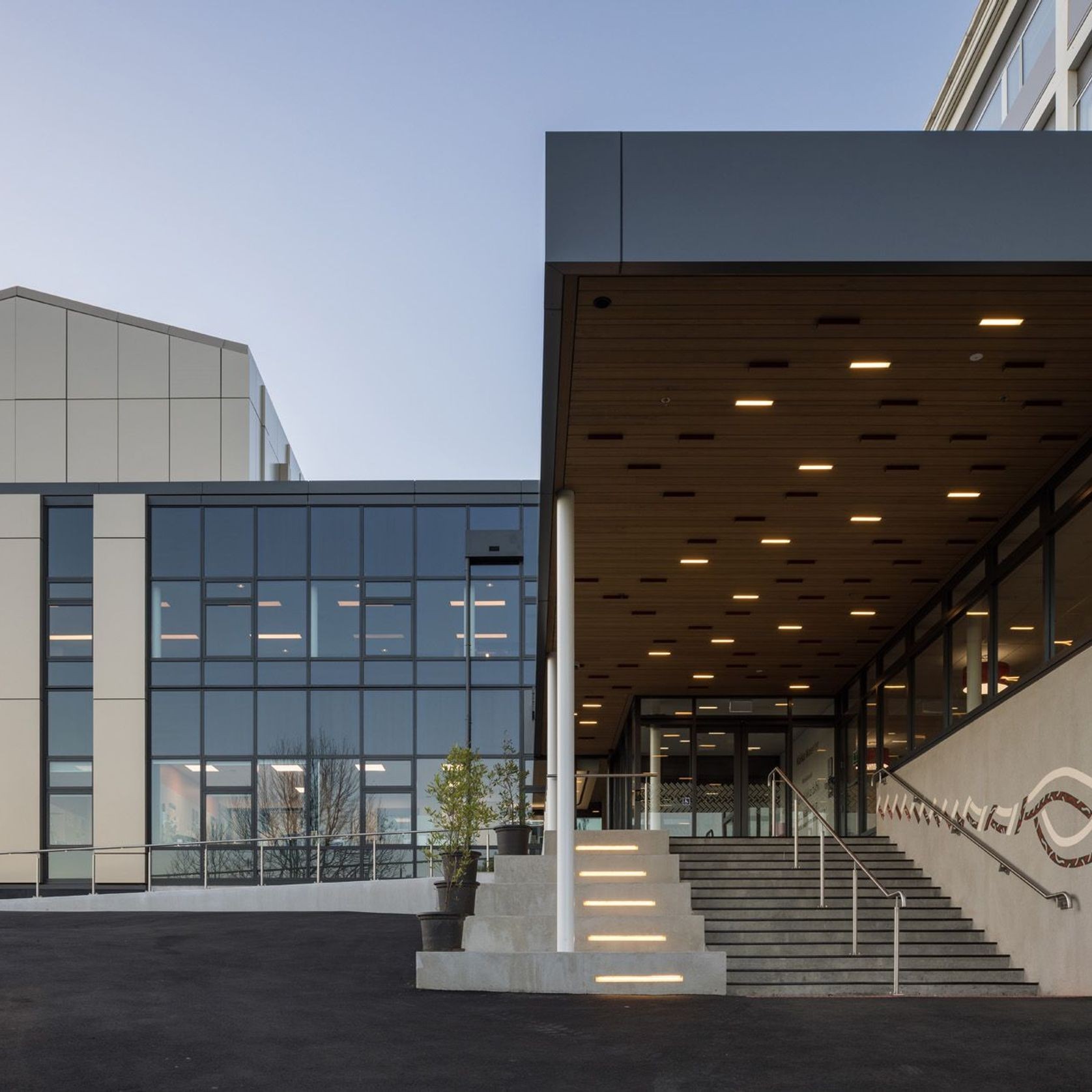 Alucolux Solid A1 Aluminum Facade Panel gallery detail image