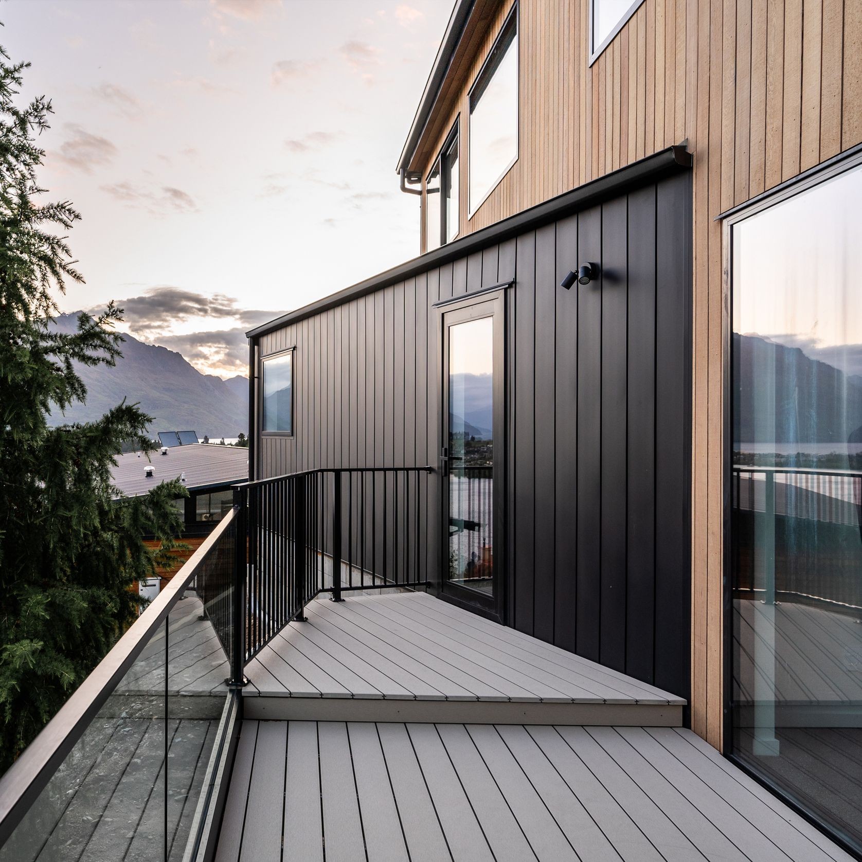 UltraClad® ShadoLine Weatherboard Profile gallery detail image