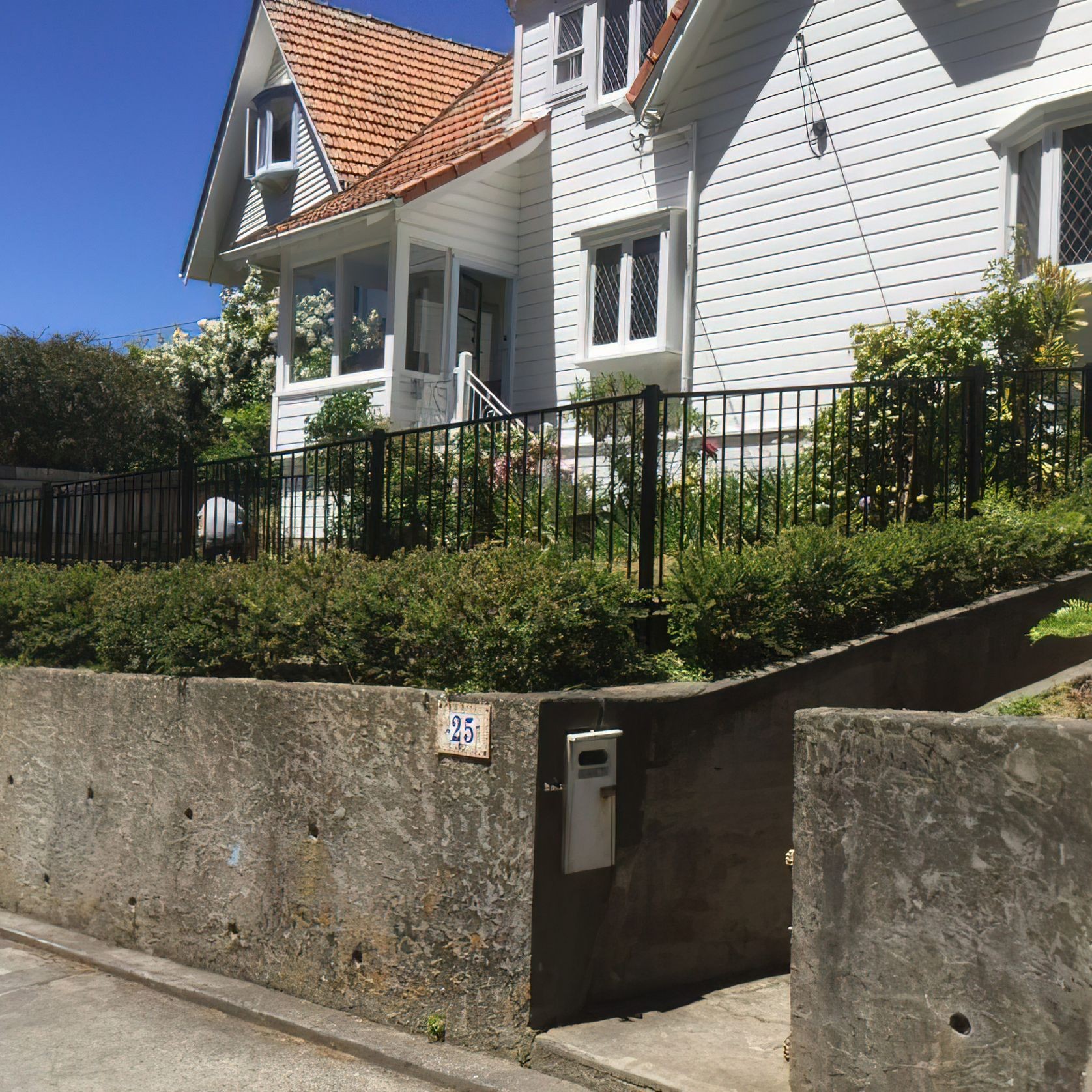 Classic - Tubular Garden & Residential Fence gallery detail image