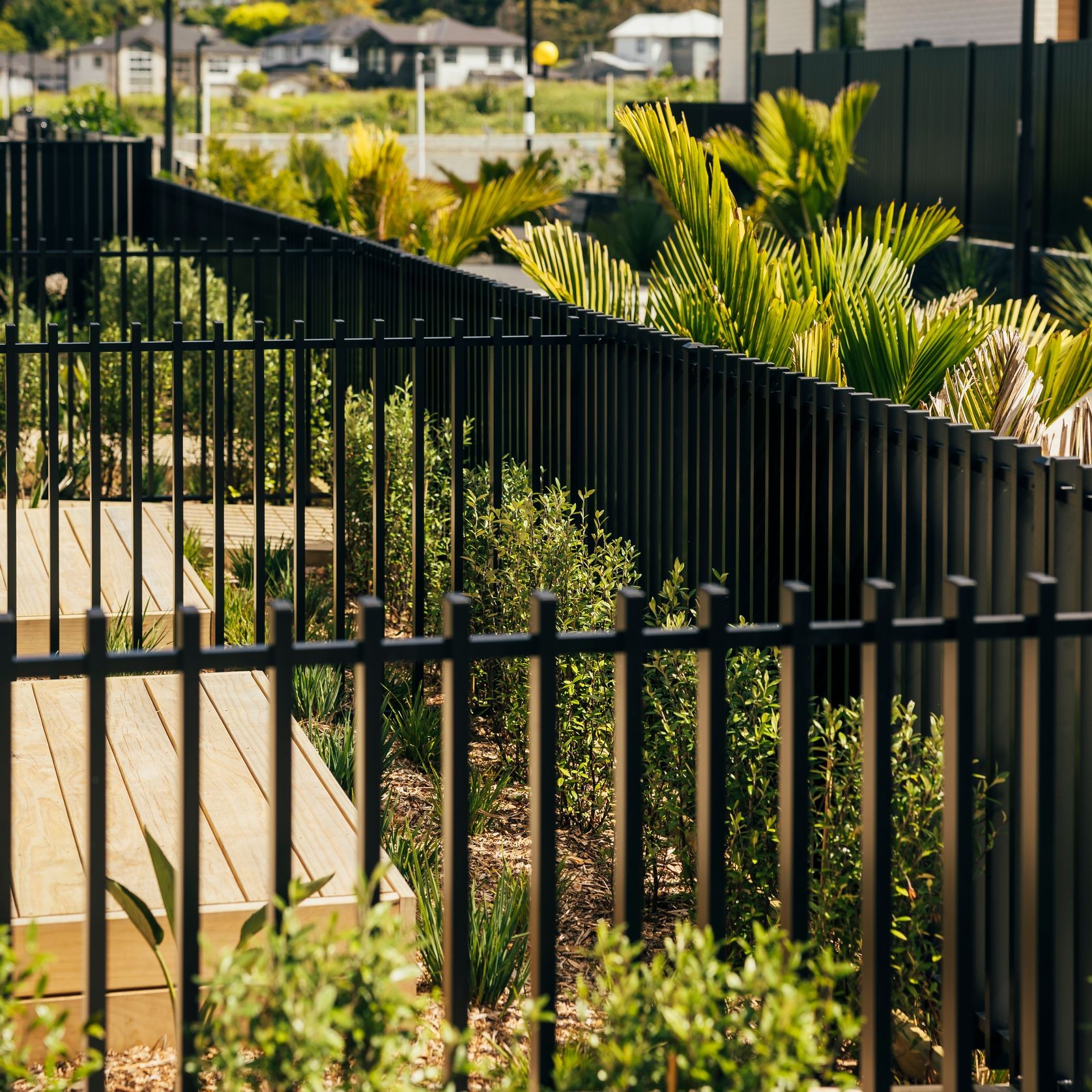 Mako Blade Fence gallery detail image