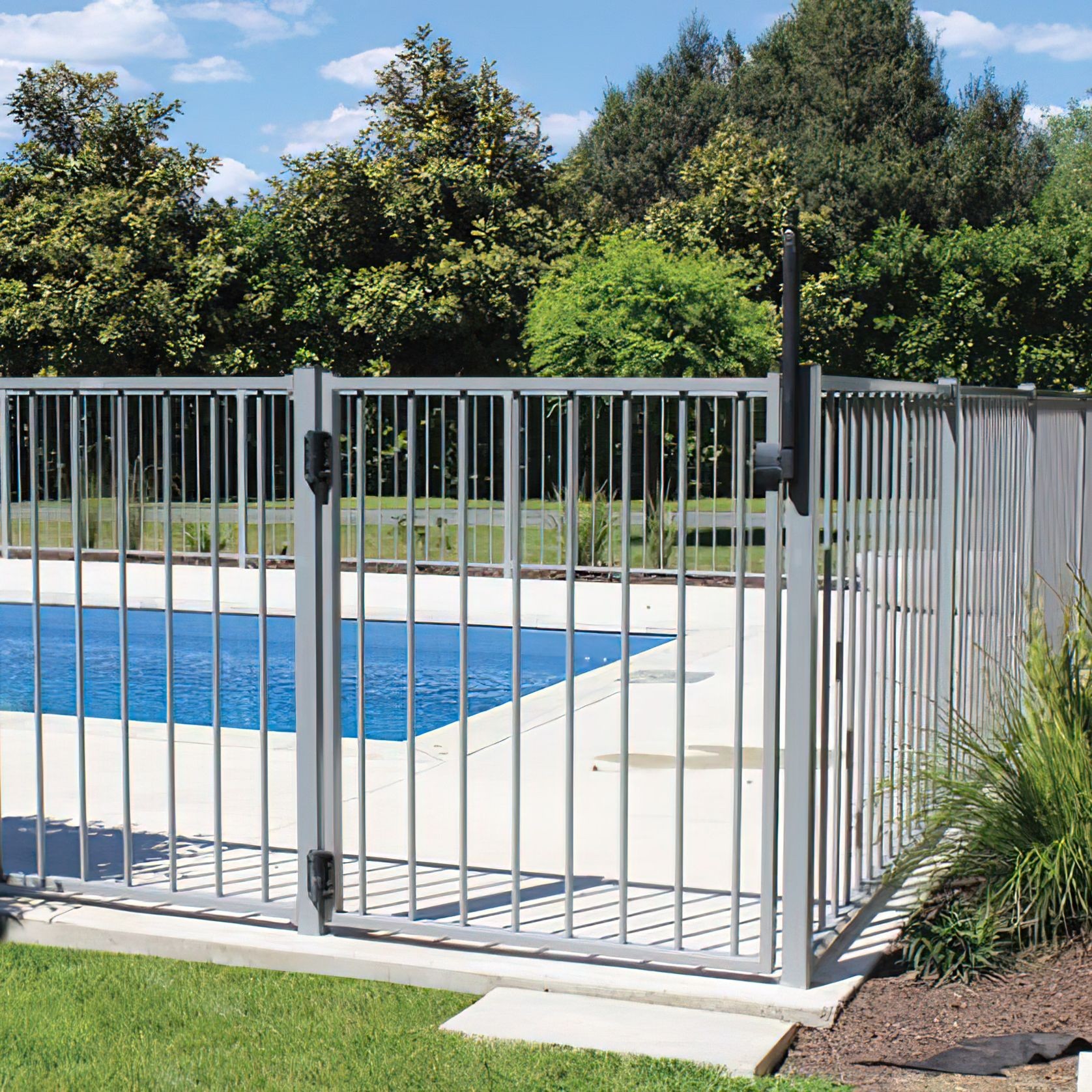 Classic - Tubular Pool Fence gallery detail image