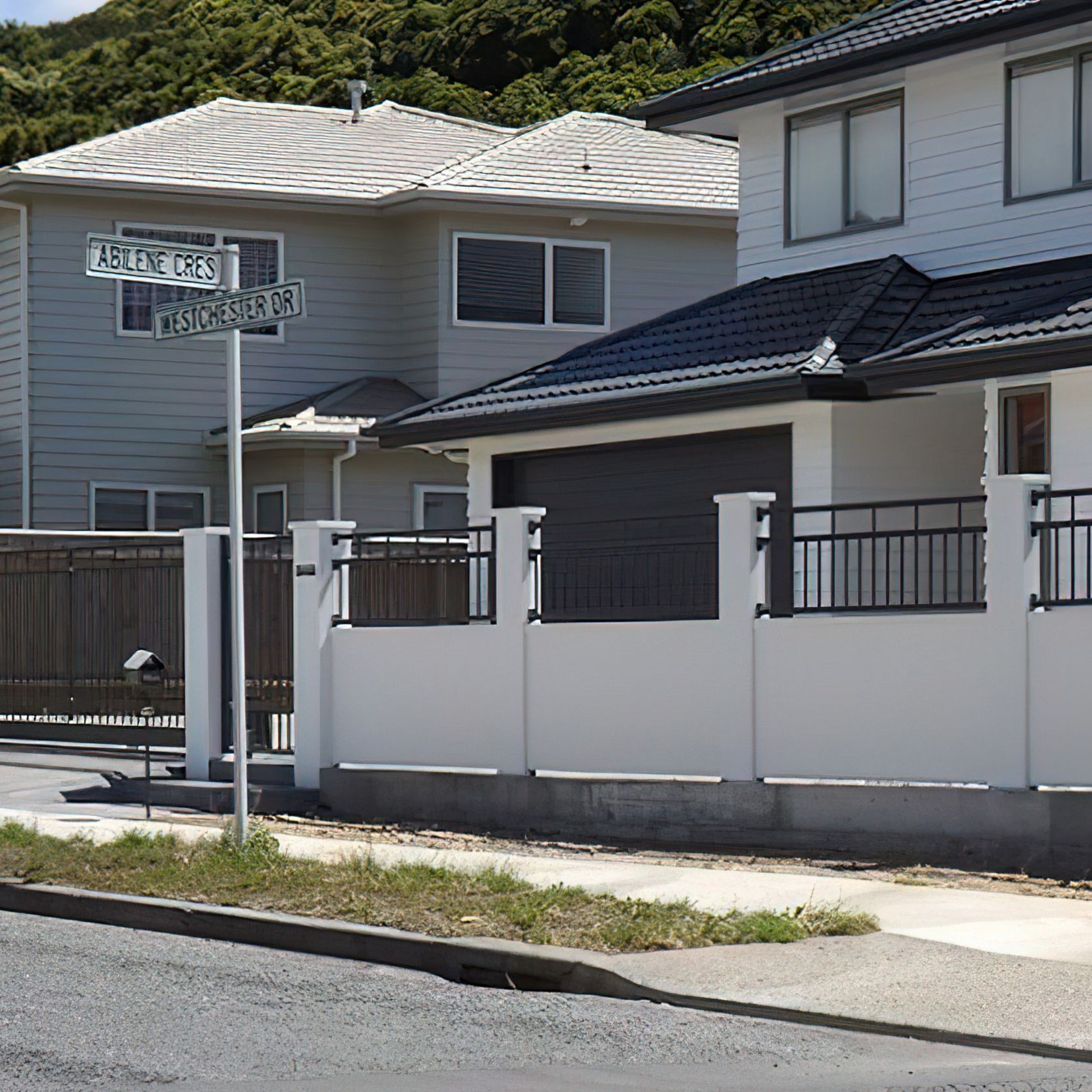 Manor - Tubular Garden & Residential Fence gallery detail image