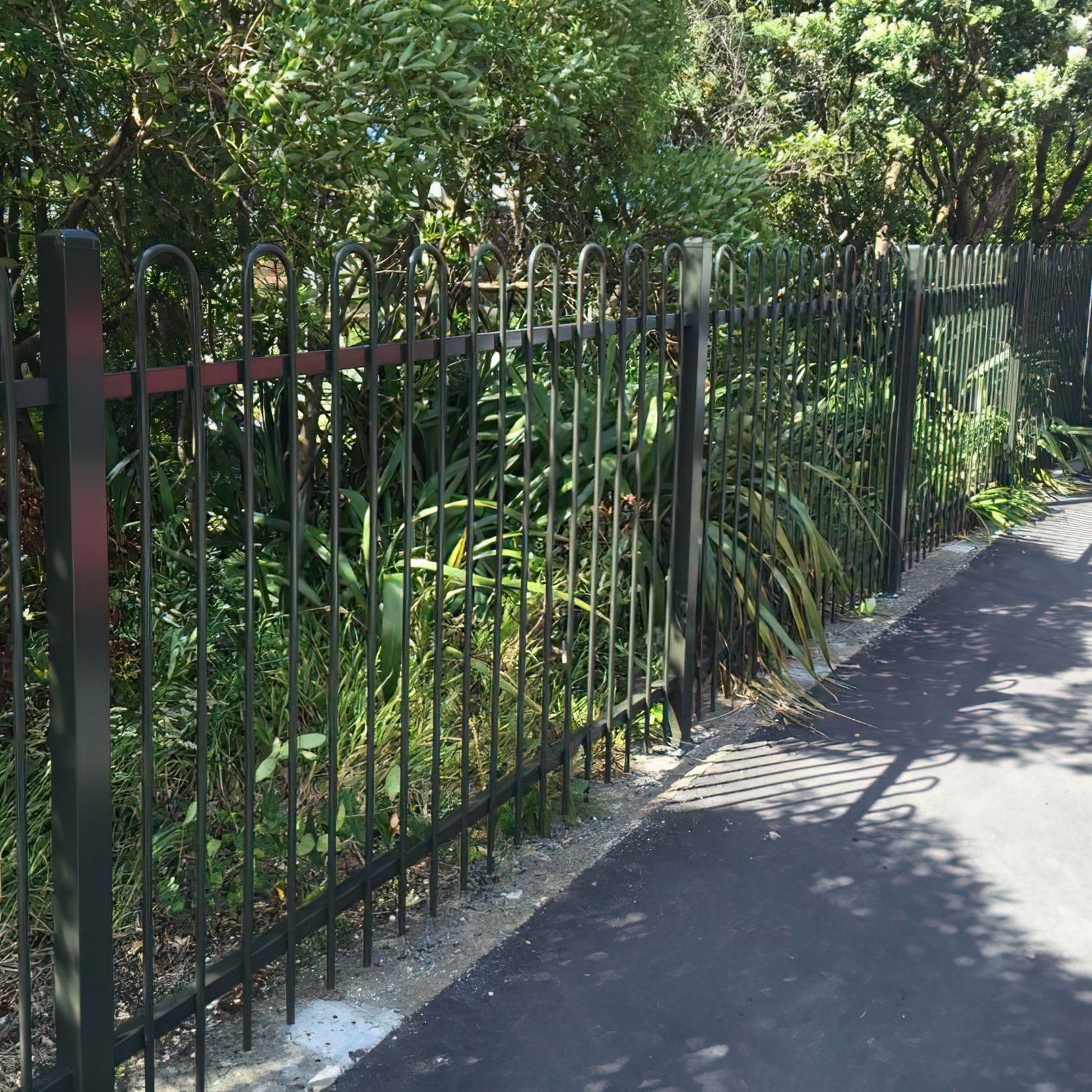 Sherwood - Tubular School Fence gallery detail image