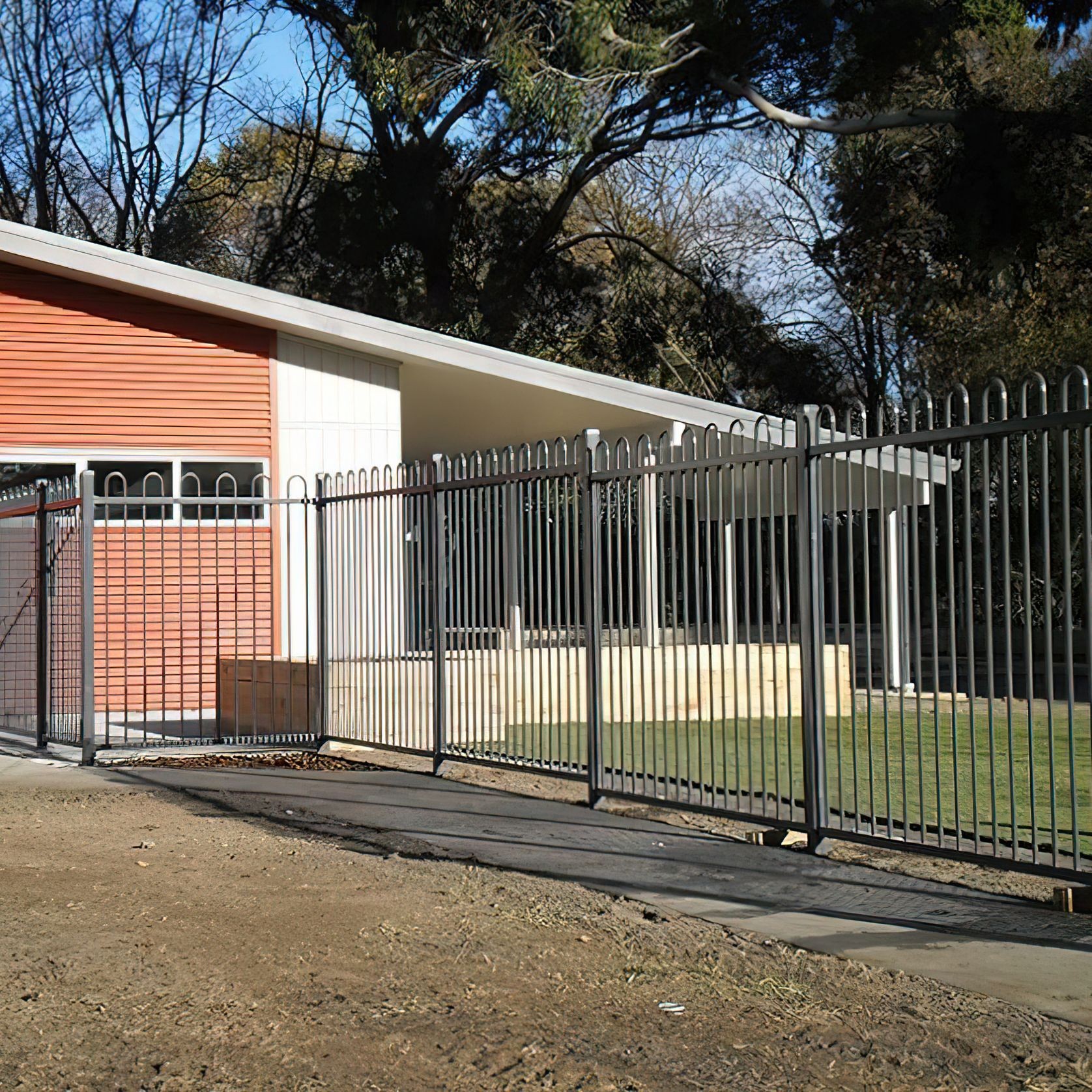 Sherwood - Tubular School Fence gallery detail image