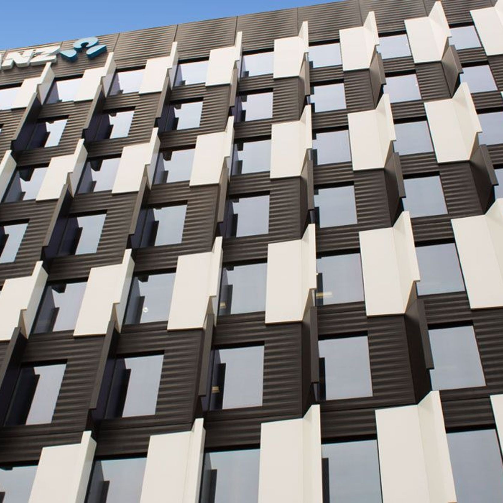 Extruded and Composite Fins & Louvres gallery detail image