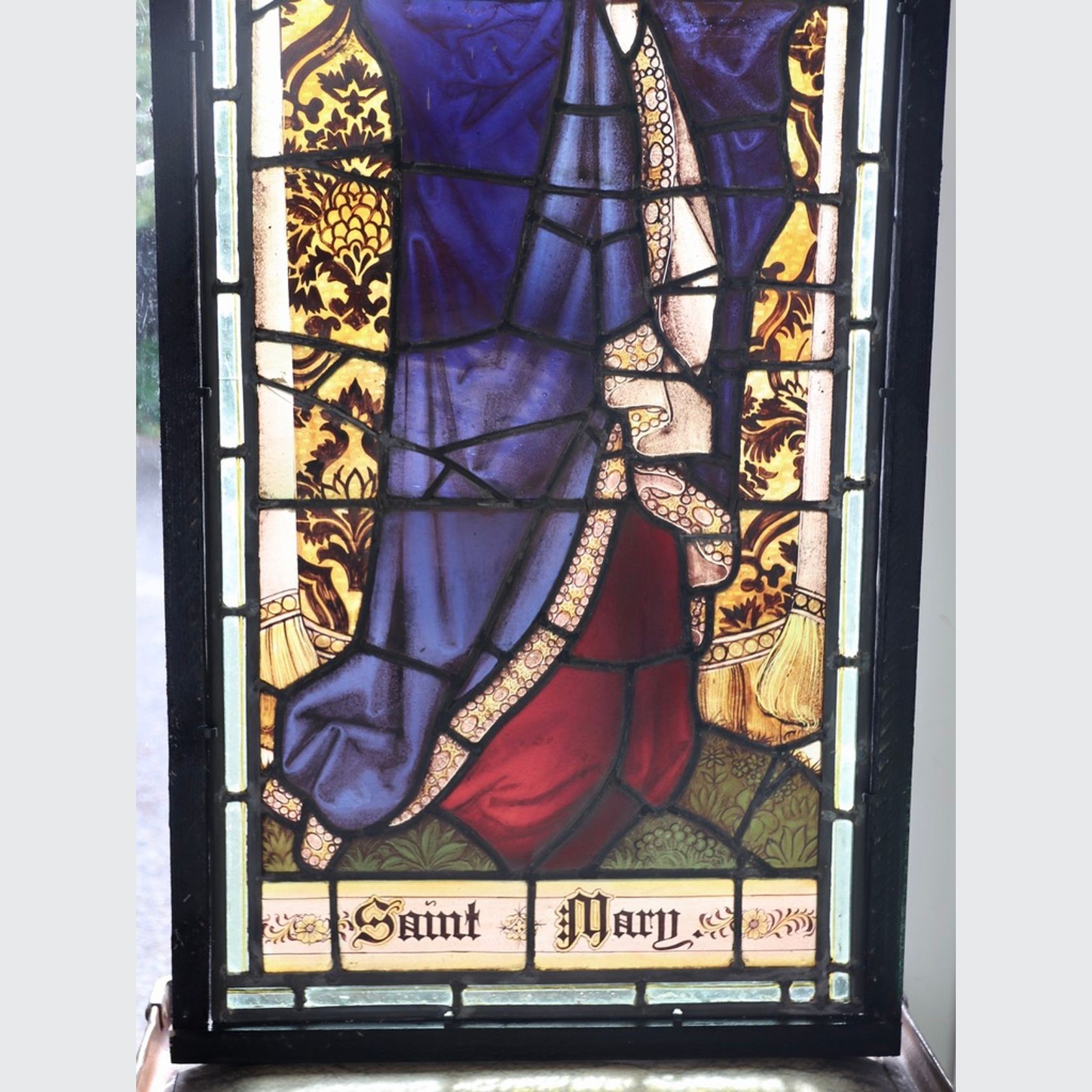 Antique Stained Glass Panel Of the Virgin Mary gallery detail image