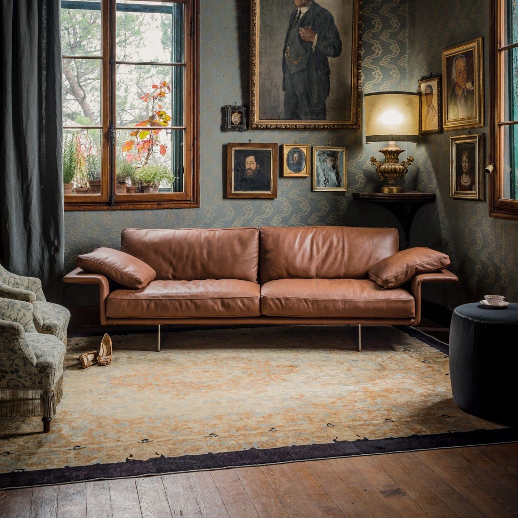 Alato Sofa gallery detail image