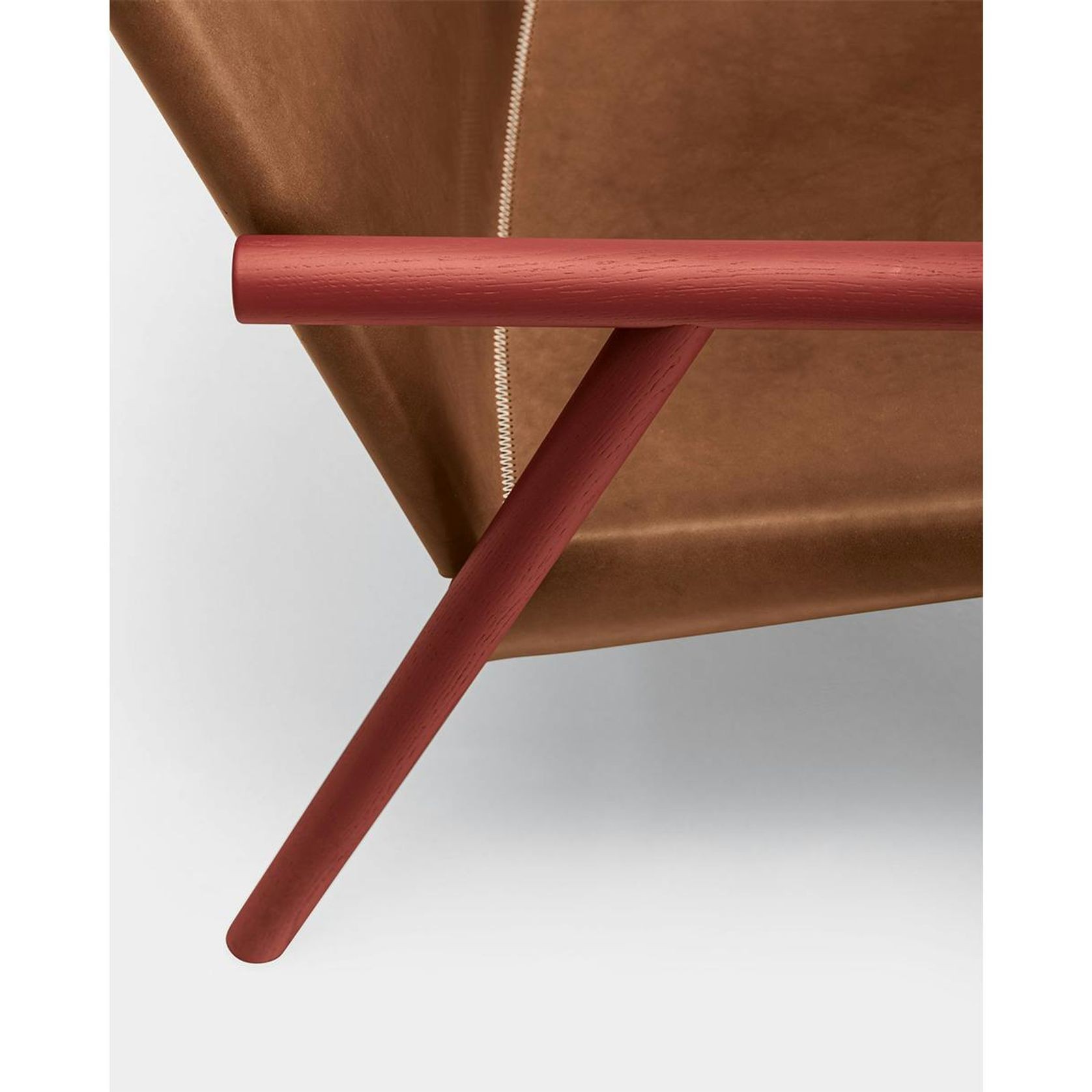 1085 Armchair gallery detail image