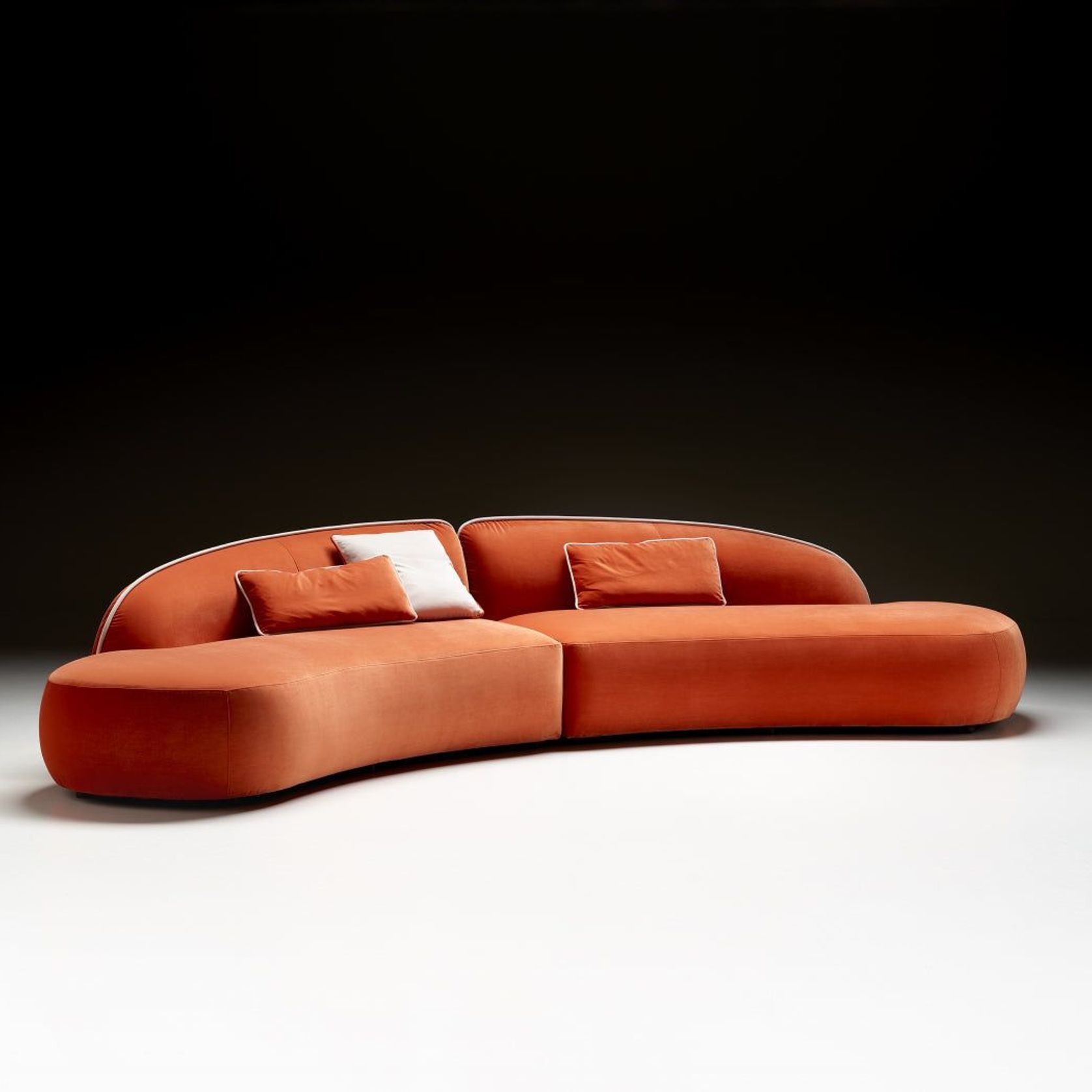 Erasmo Sofa gallery detail image