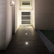 Cromie Consolare Bianco | Compact Tiles gallery detail image