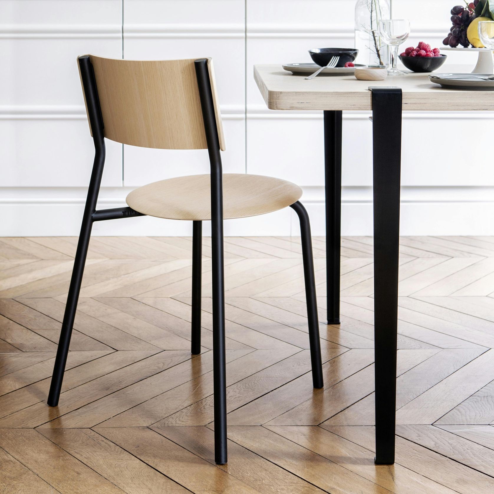 SSD Chair - Oak gallery detail image