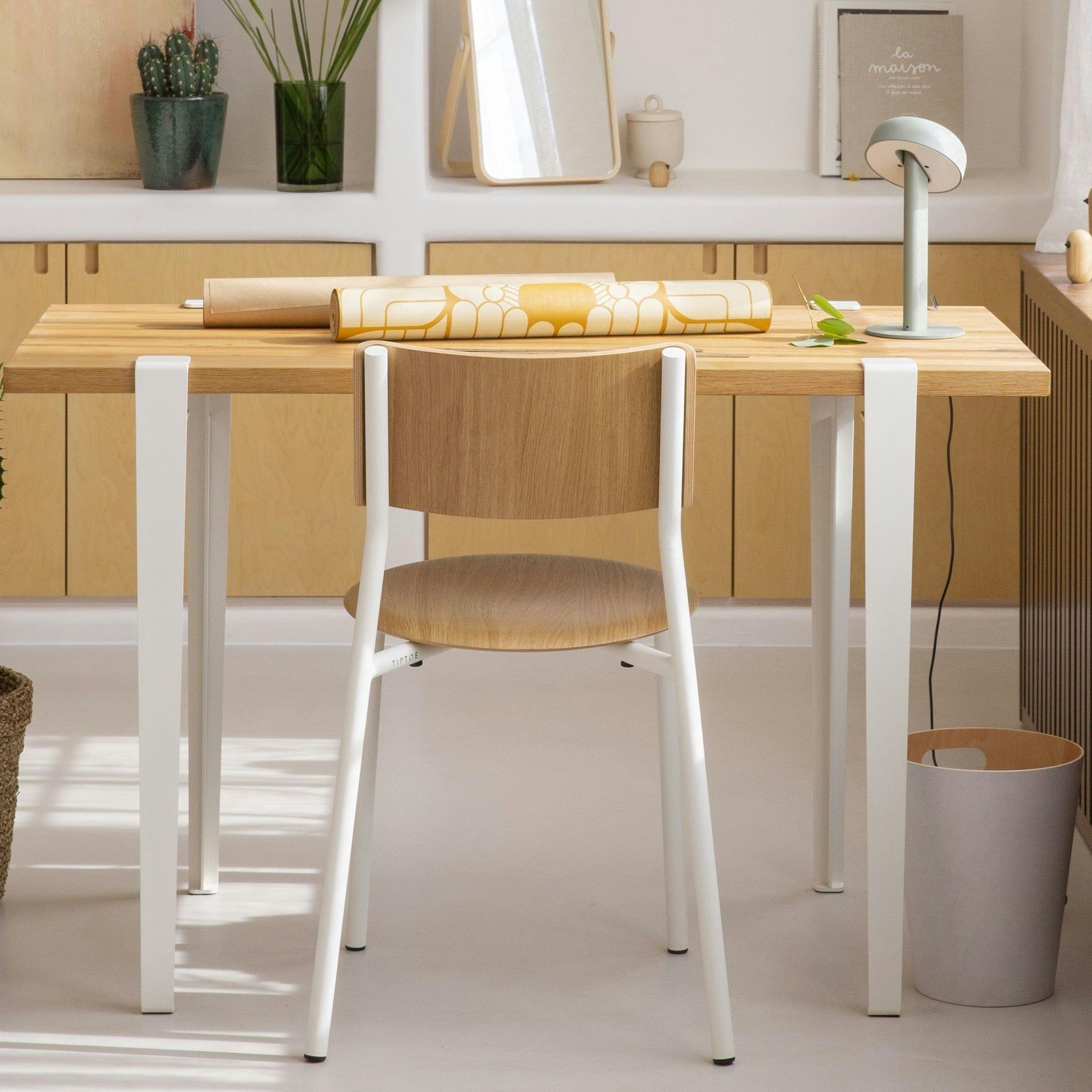Tiptoe SSD Chair - Oak gallery detail image