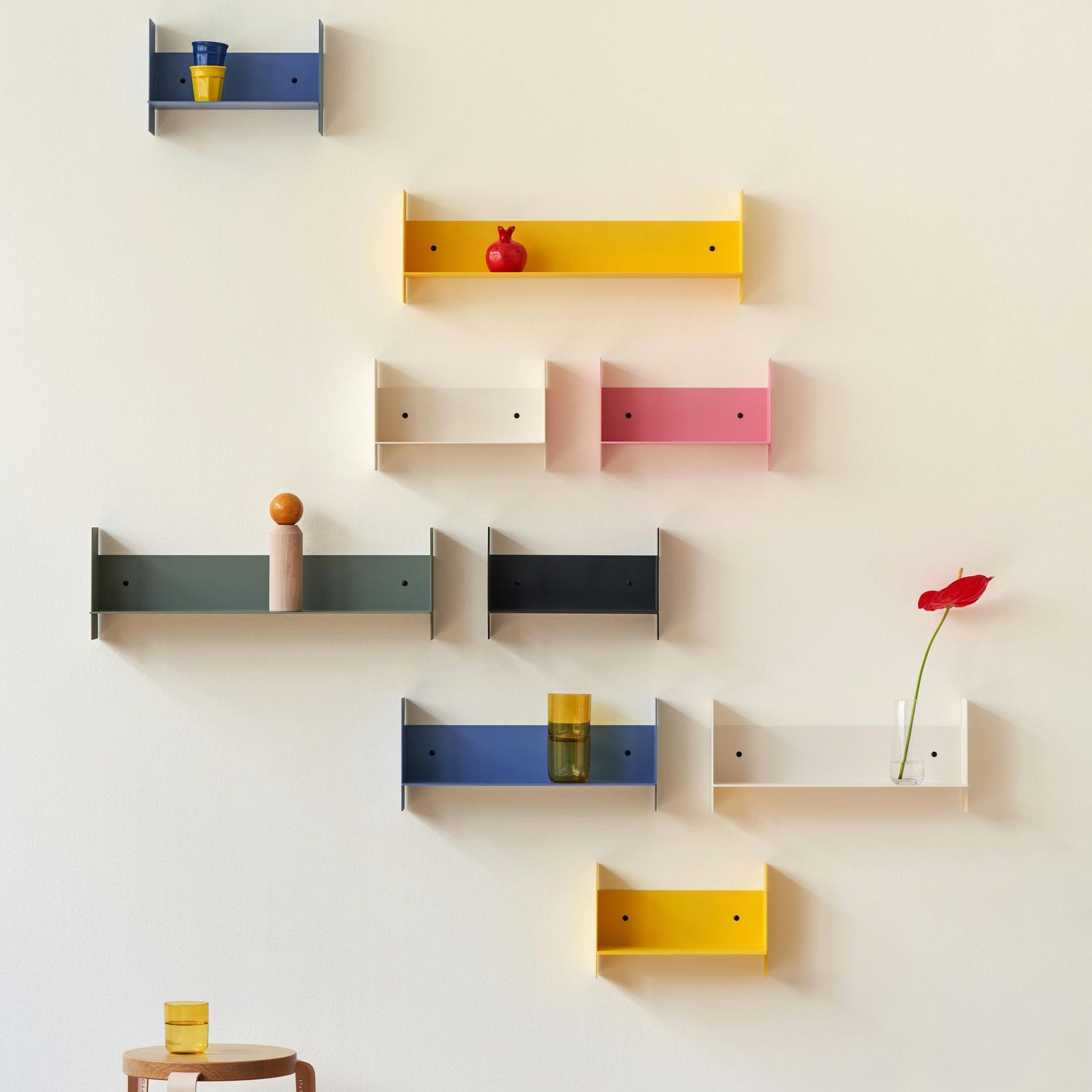 Pli Shelf gallery detail image