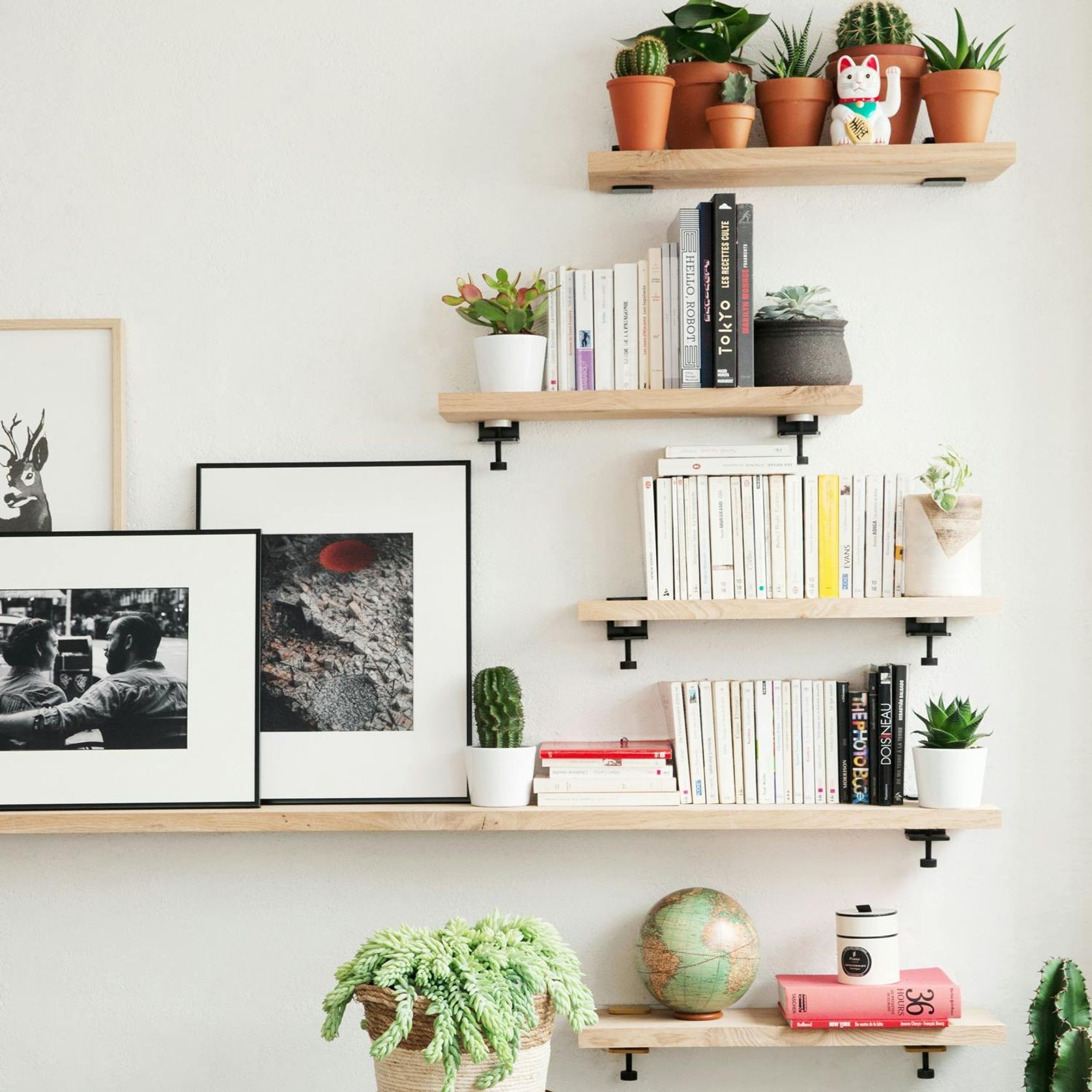 Tiptoe Wall Bracket gallery detail image