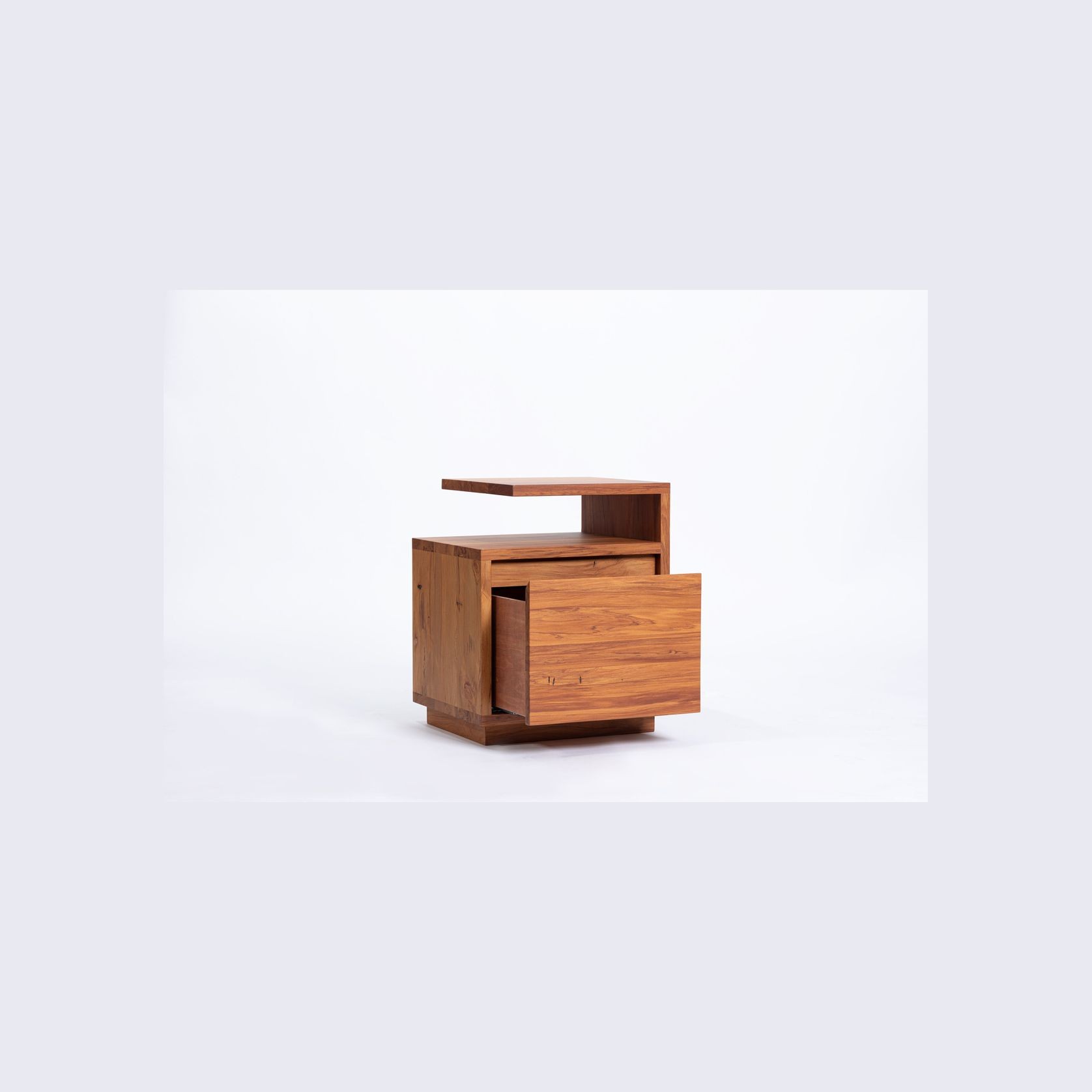 Hr Bedside Tables gallery detail image