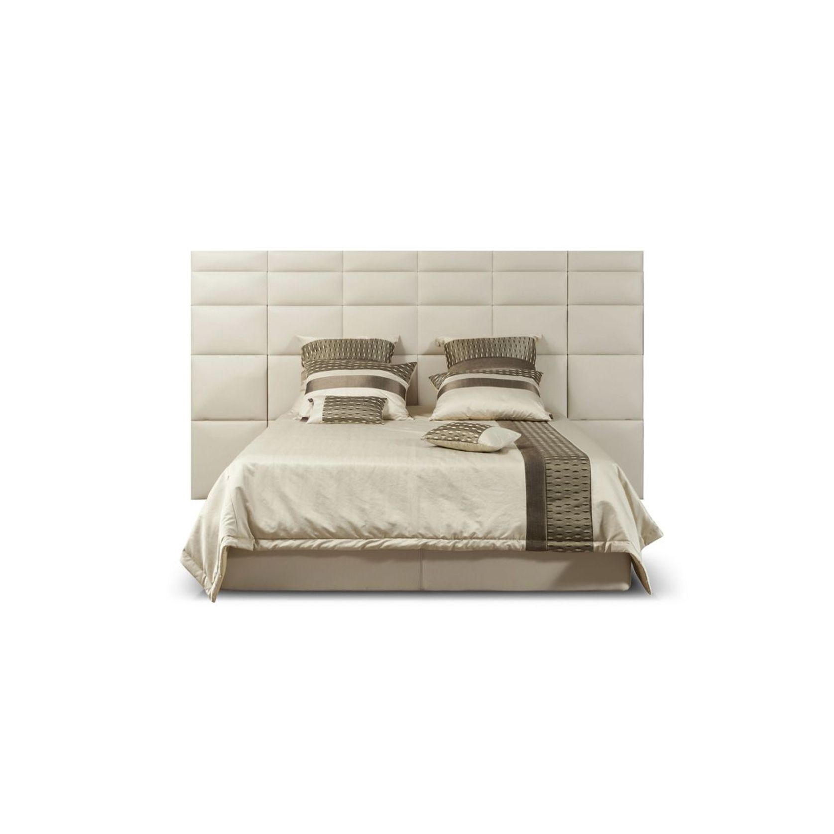 Courchevel Bed gallery detail image