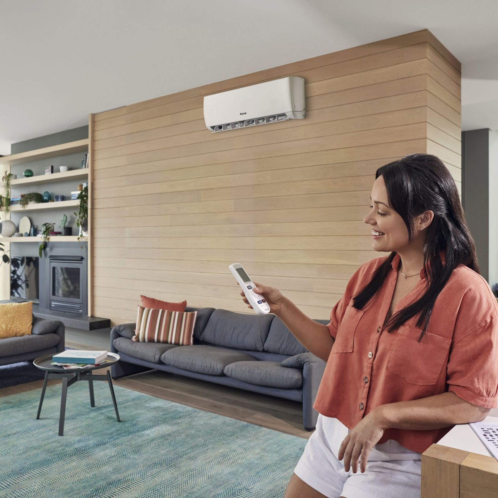 3.5kW Rinnai J Series Reverse Cycle Split System gallery detail image