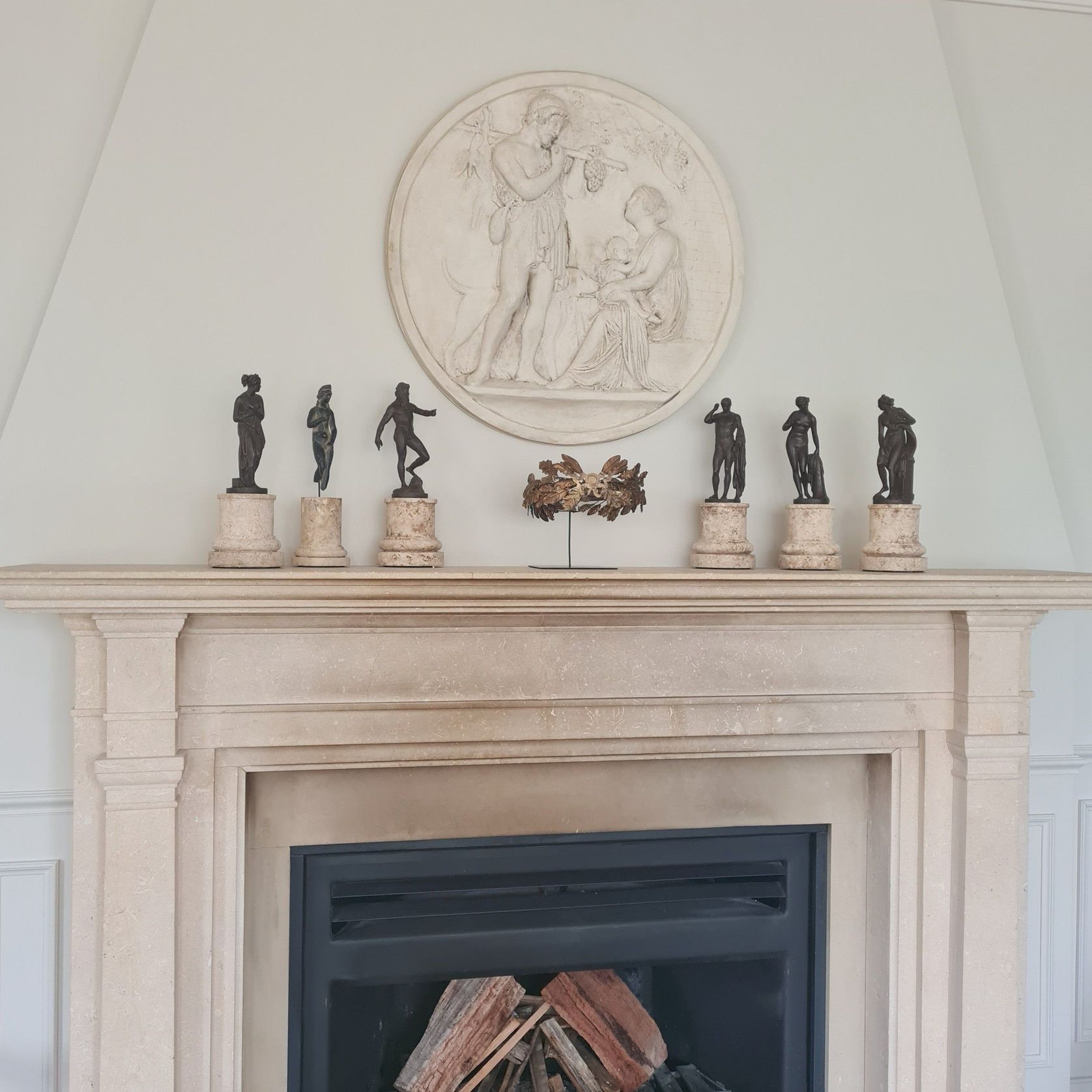 Bathing Venus gallery detail image