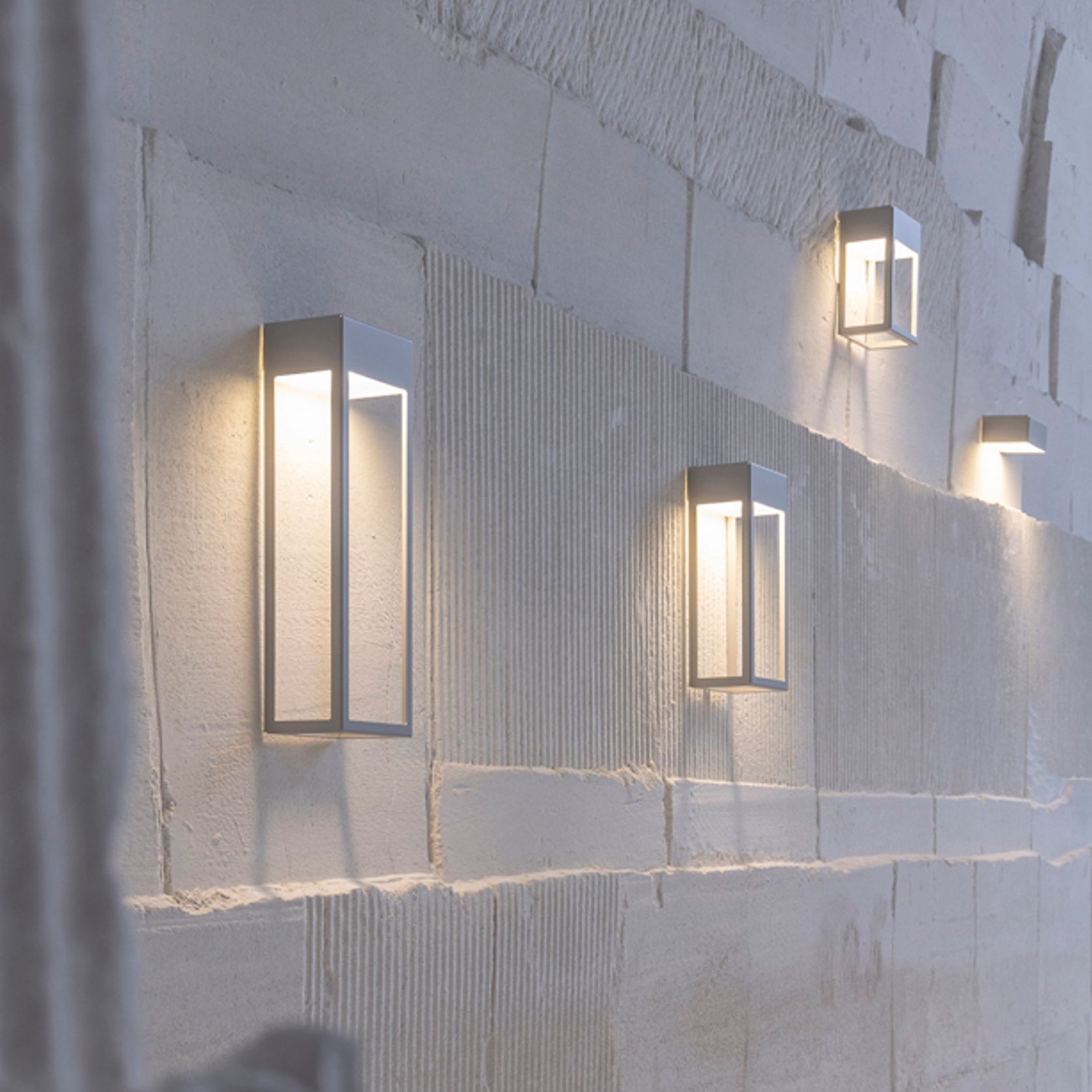 Hogar N° 2 | Wall Light by Roger Pradier gallery detail image