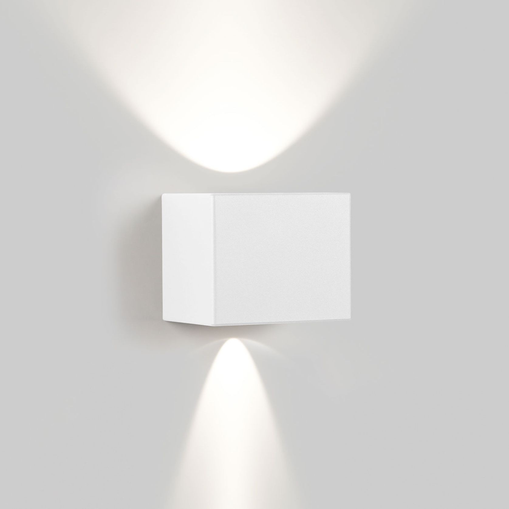 Tiga LED Wall Light by Delta Light gallery detail image