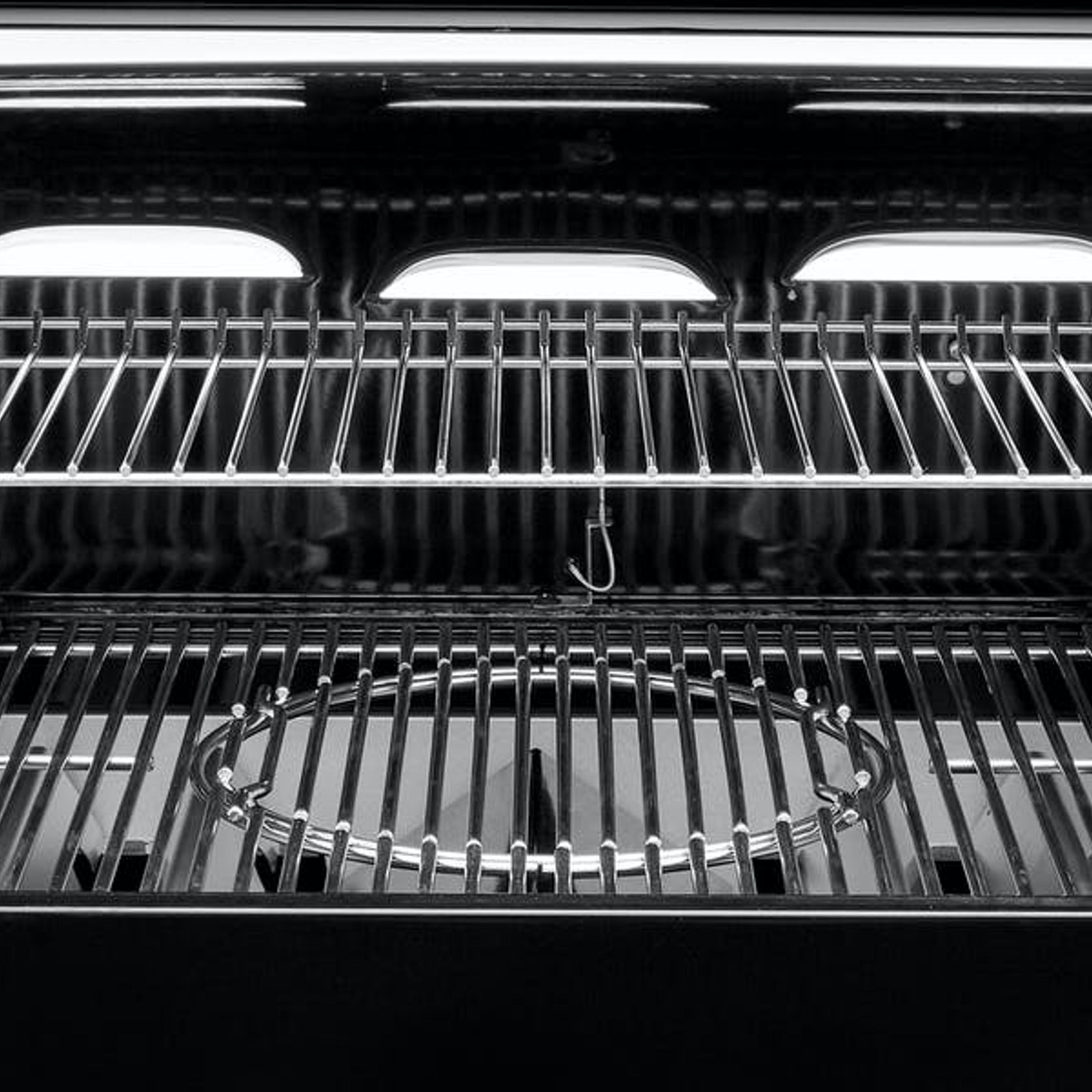 Weber SmokeFire EX4 GBS Pellet Grill gallery detail image