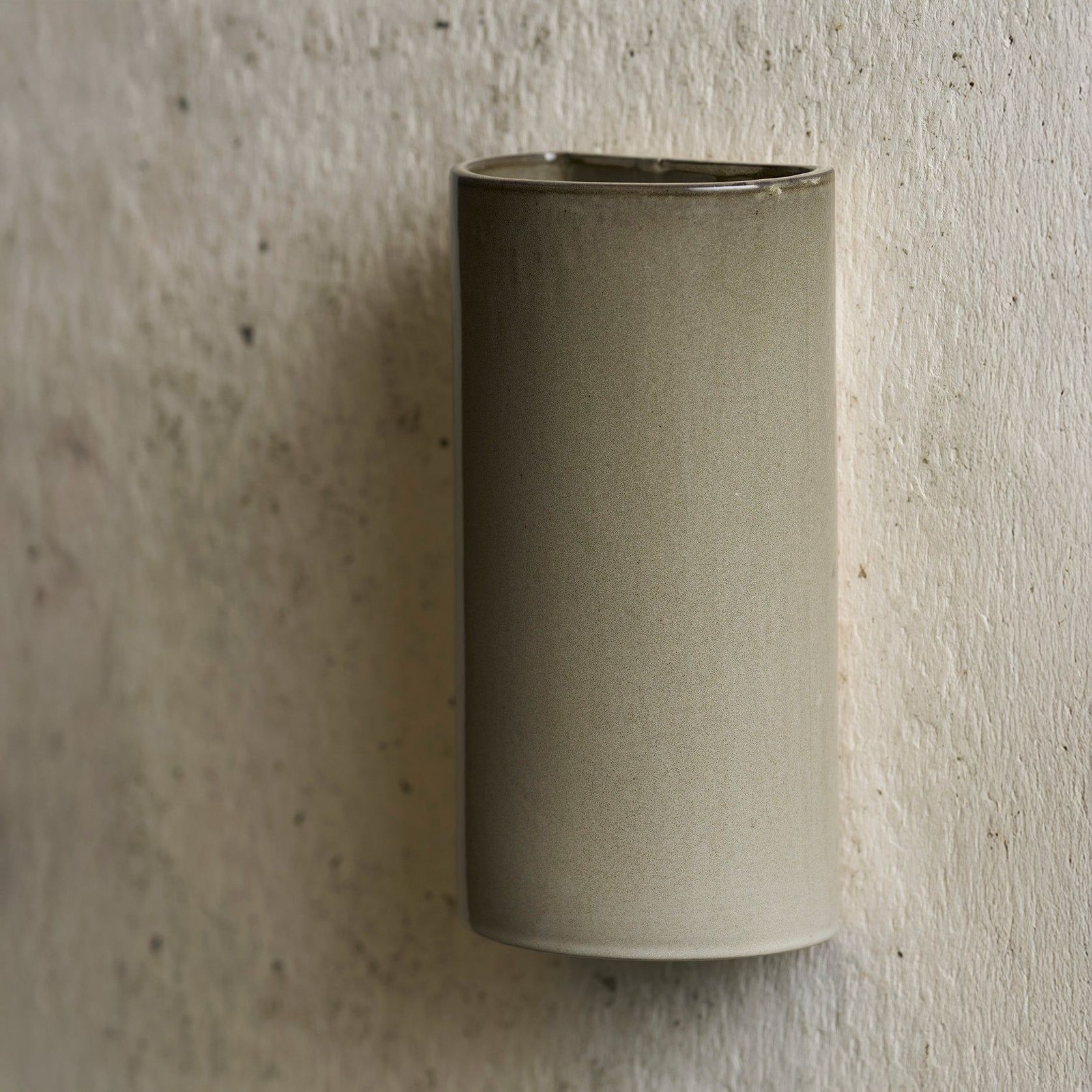 Ceramic Curve Wall Light gallery detail image