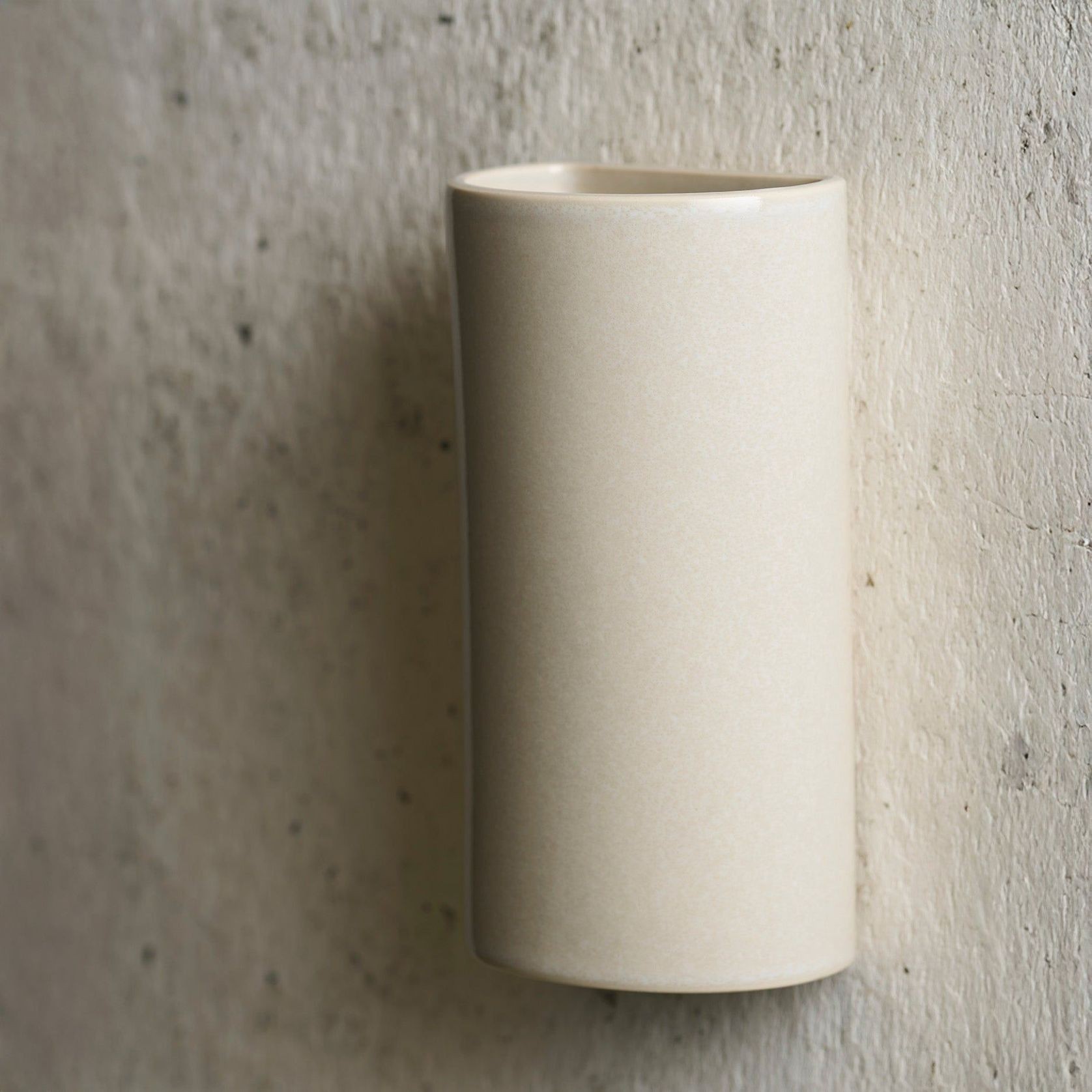 Ceramic Curve Wall Light gallery detail image