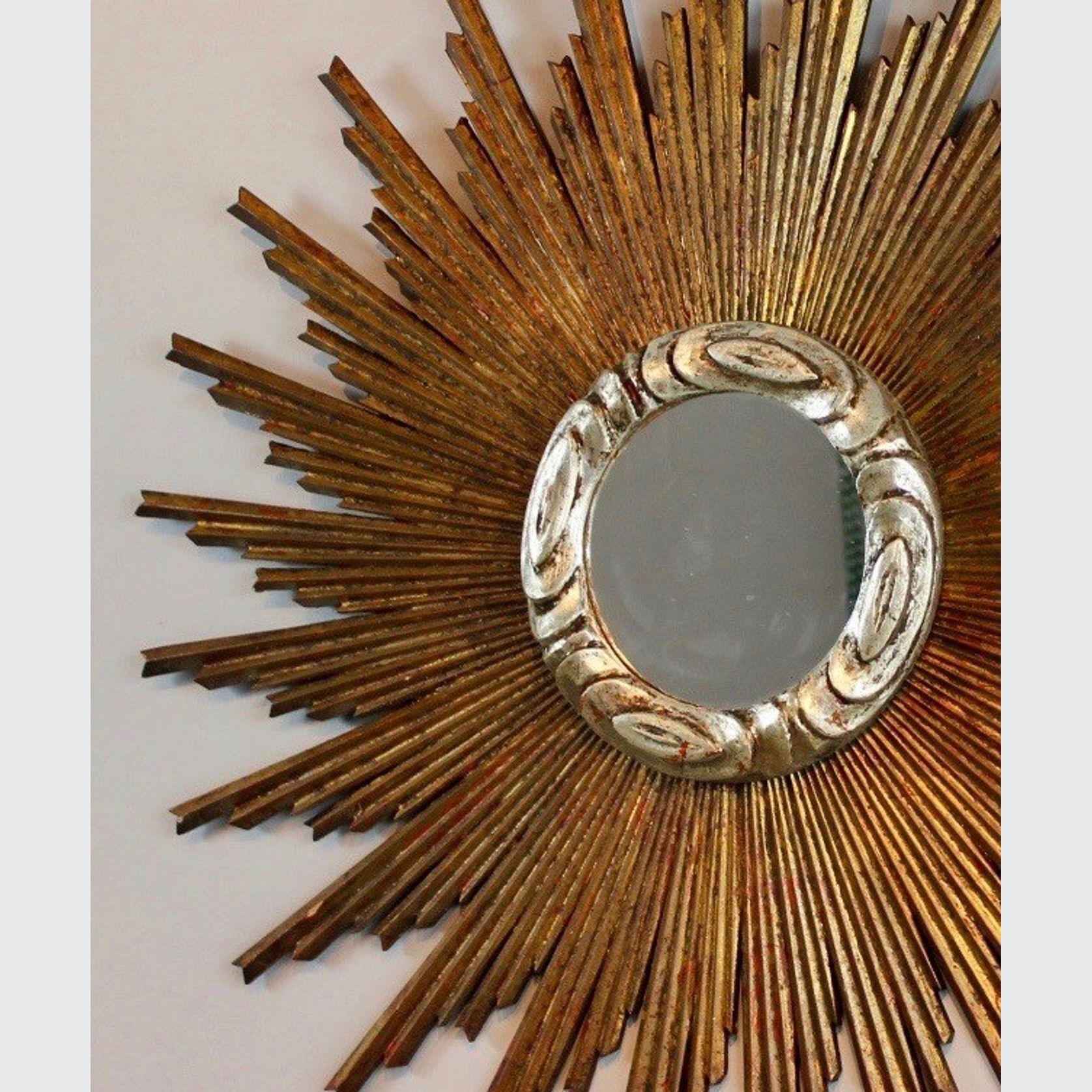 A French Giltwood Sunburst Mirror gallery detail image
