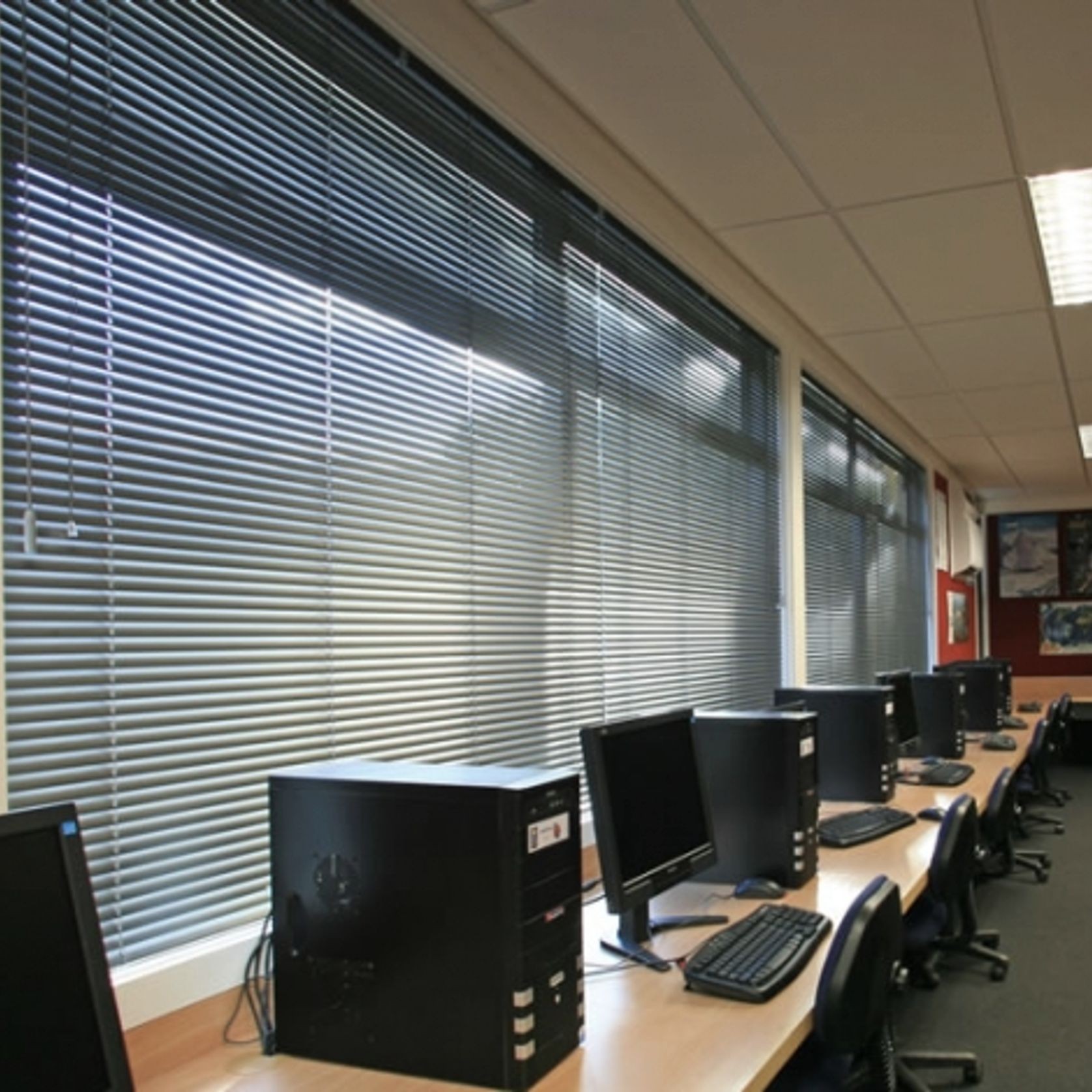 Aluminium Venetian Blinds 25/50mm Slat gallery detail image