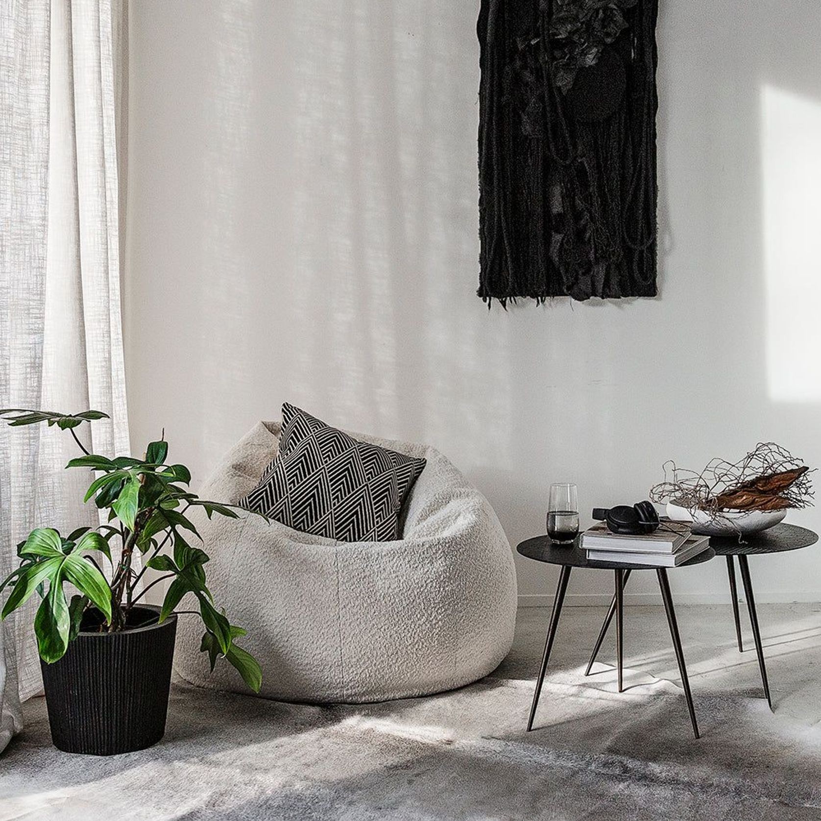 'Bodrum' Lounging Bag / Ovus Boucle Ecru gallery detail image