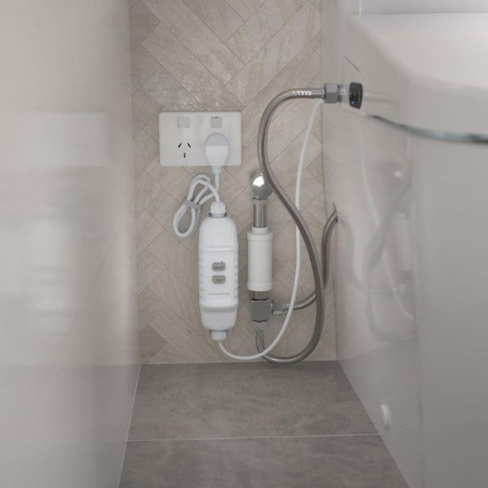 Caroma Livewell Electronic Bidet Seat gallery detail image