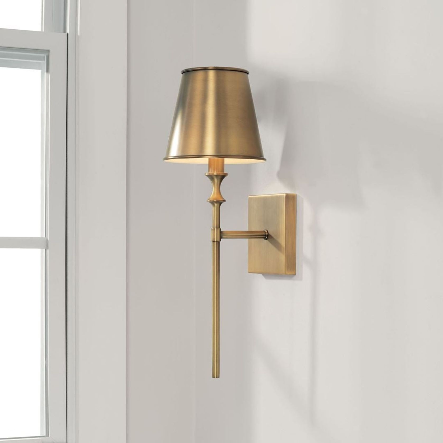 Barwon 1 Light Wall Light in Aged Brass gallery detail image