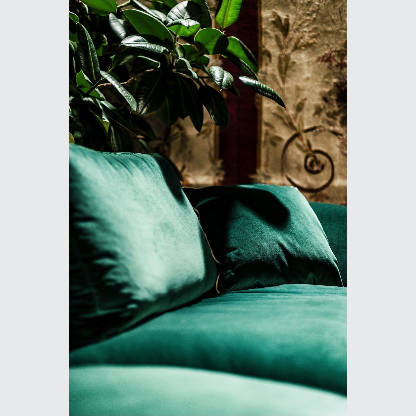 Levante Sofa gallery detail image
