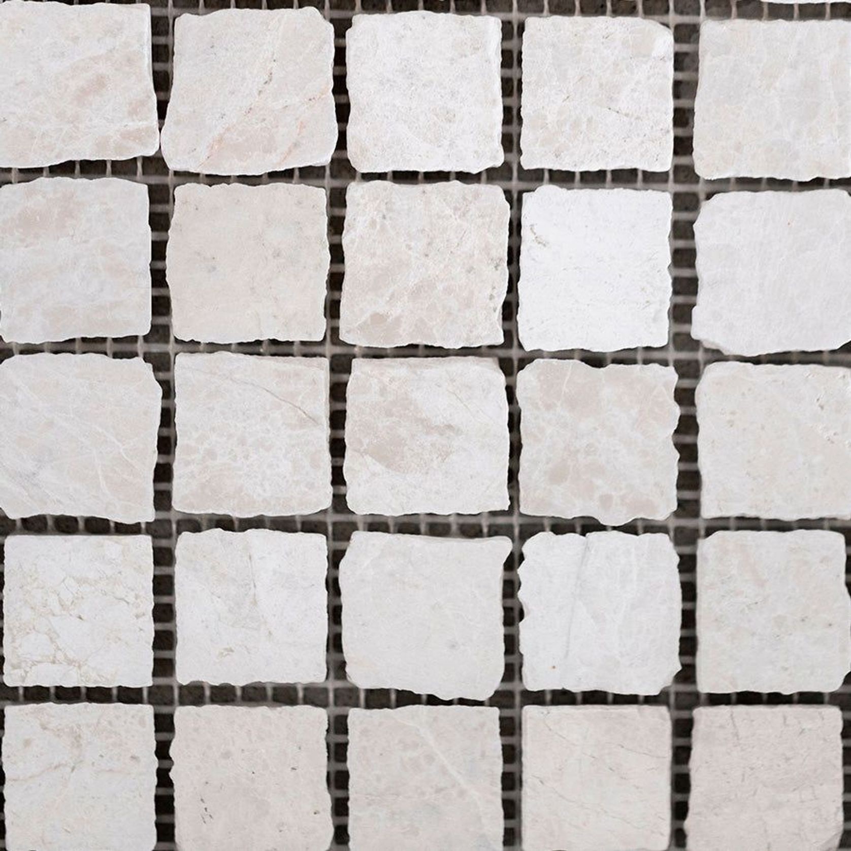 Dayla Marble Mosaic Tumbled Edge Travertine gallery detail image