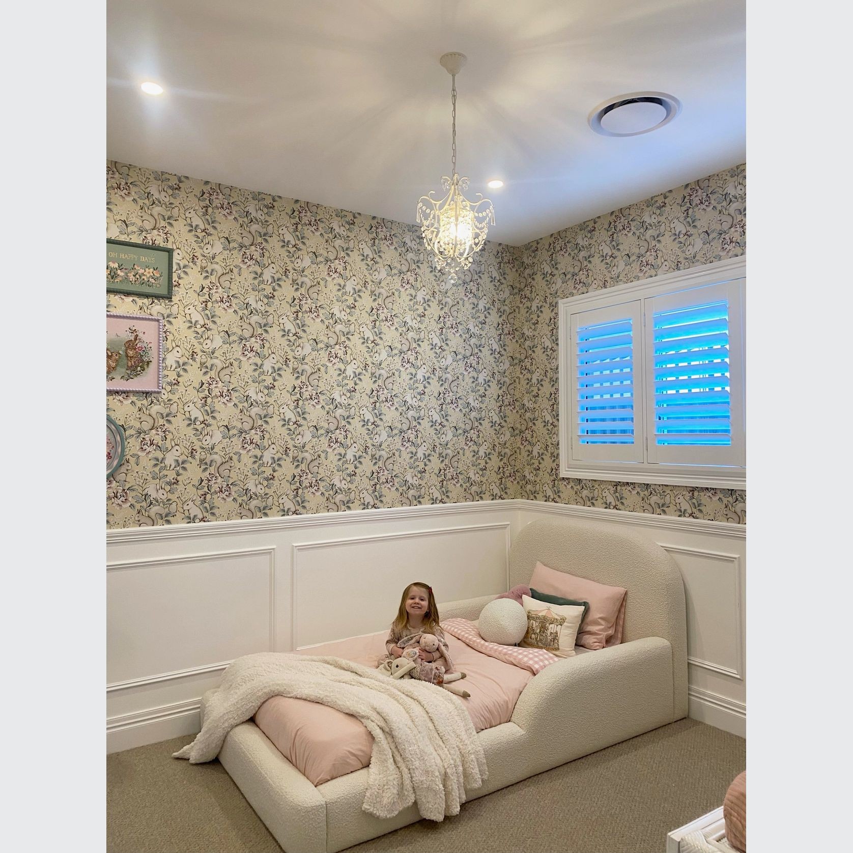 Zara Chandelier - Distressed Cream gallery detail image
