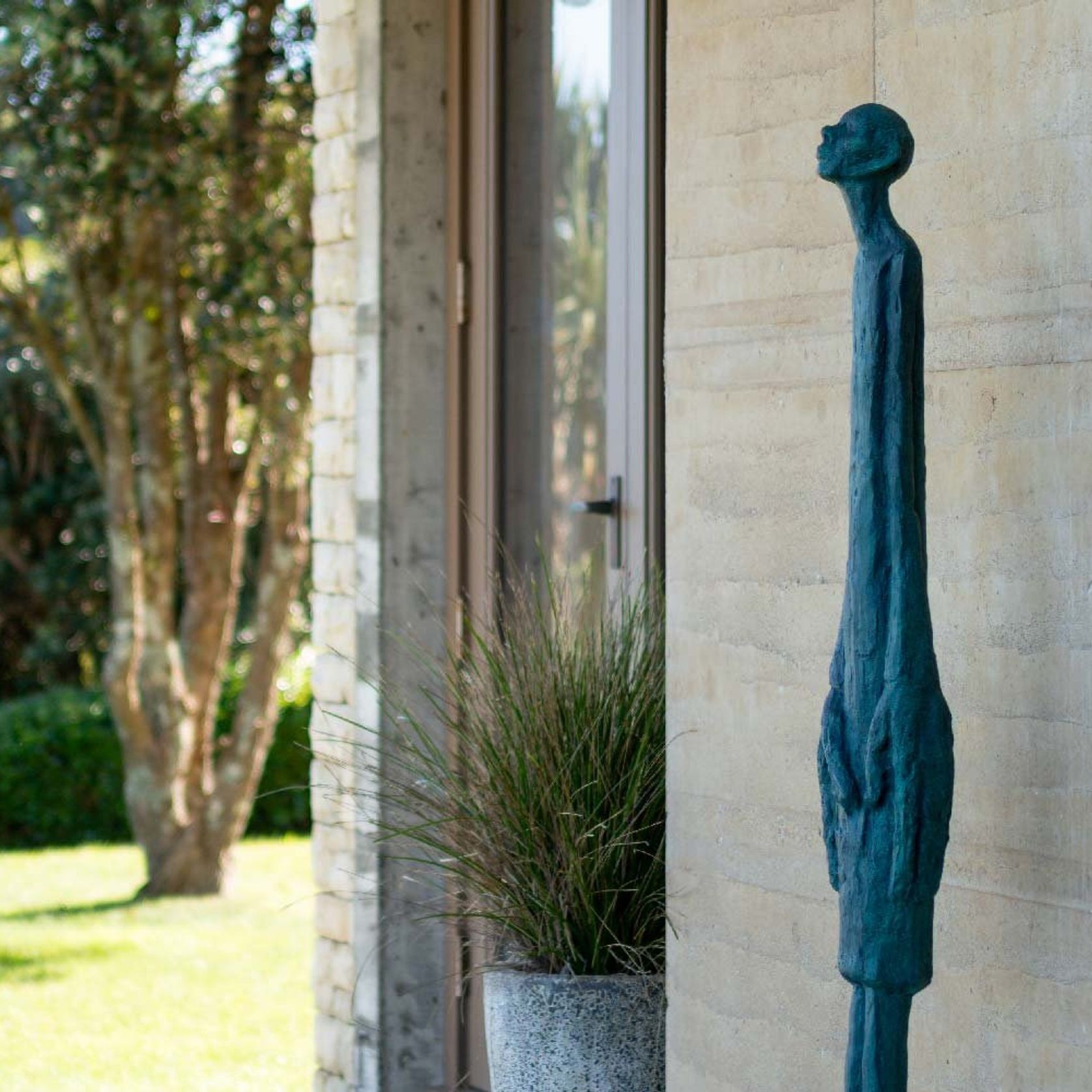 Three Figures by Bespoke Sculpture gallery detail image