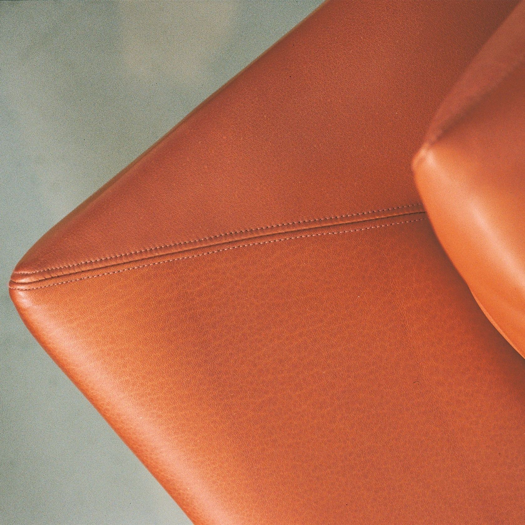 Edward 4 seater - Sofa by Apartmento gallery detail image