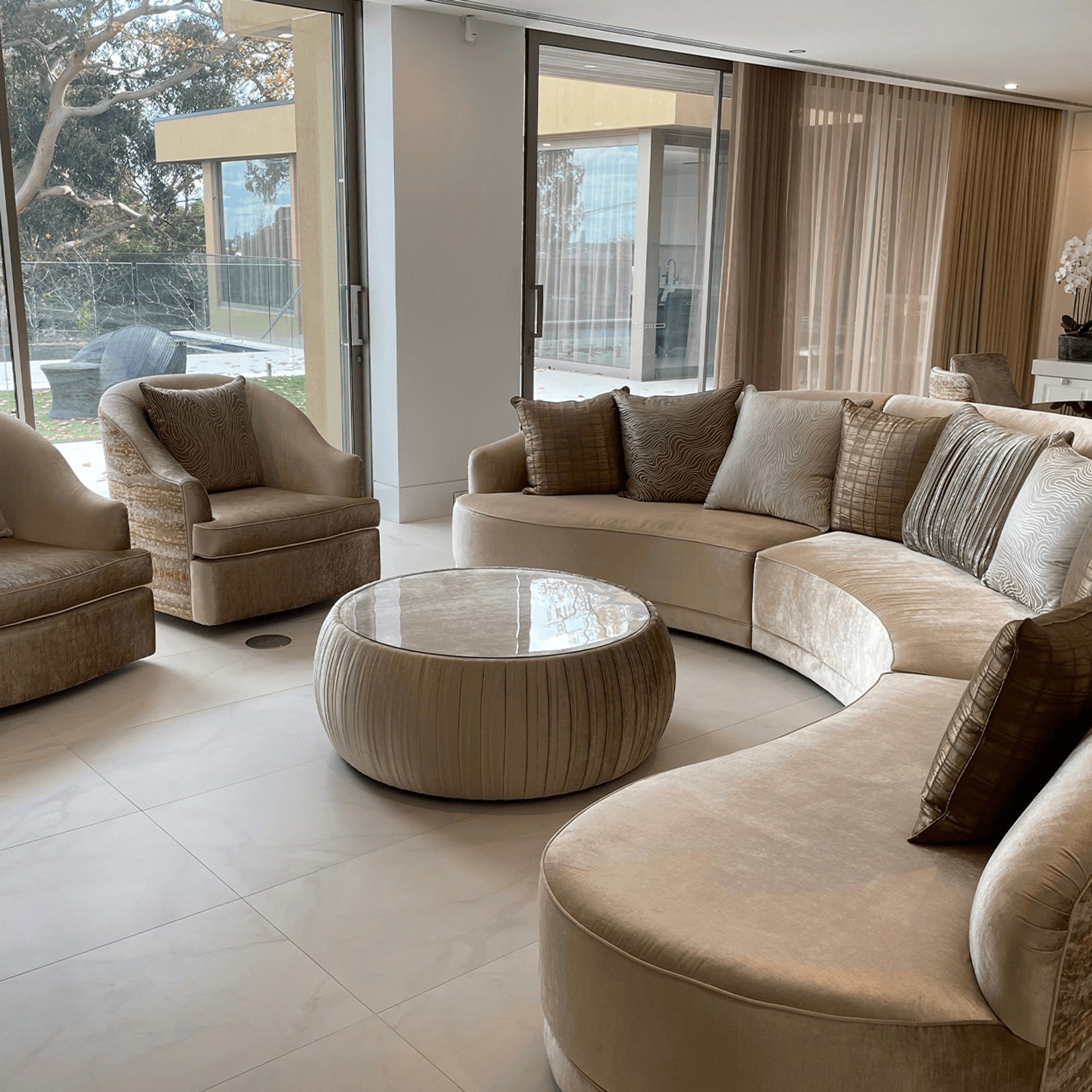 Modern Curved Modular Sofa gallery detail image