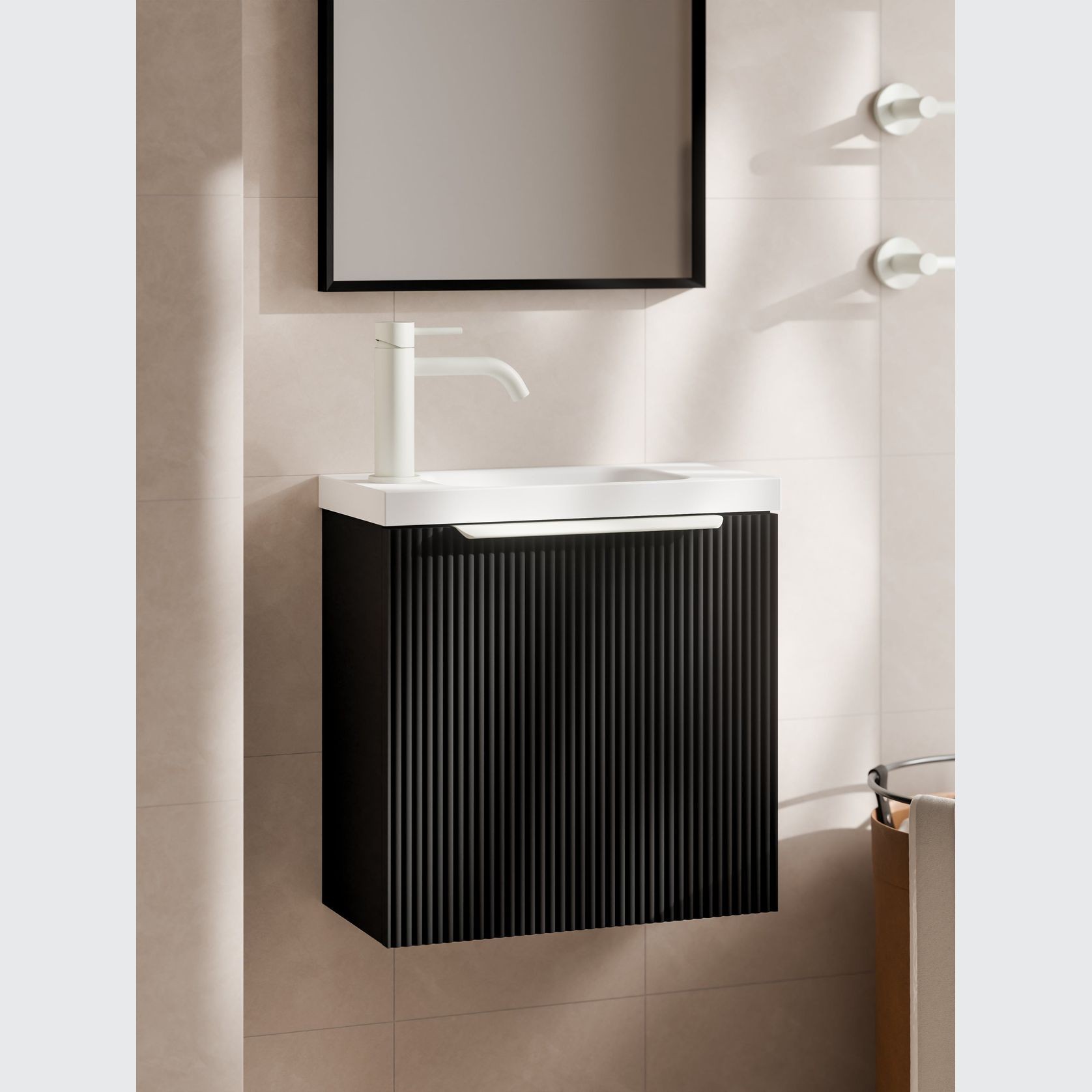 Lineare 450 Pillar Vanity gallery detail image