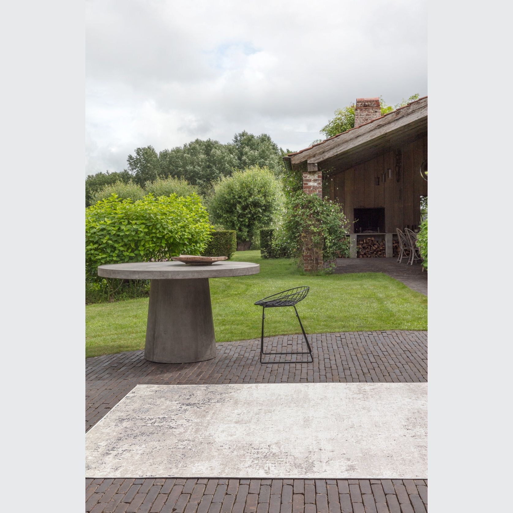 LUMINOUS indoor/outdoor gallery detail image